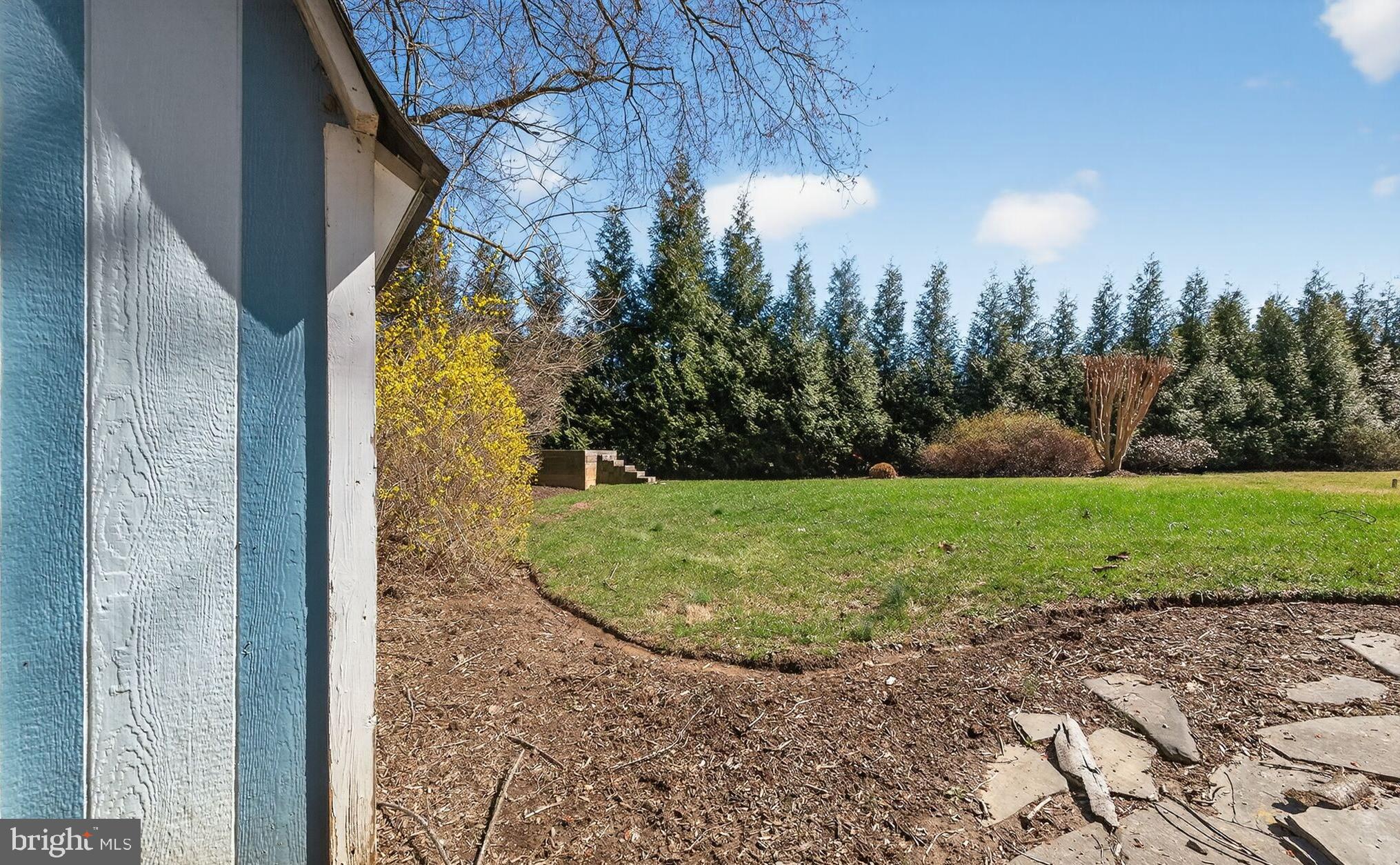 ELKINS - Residential