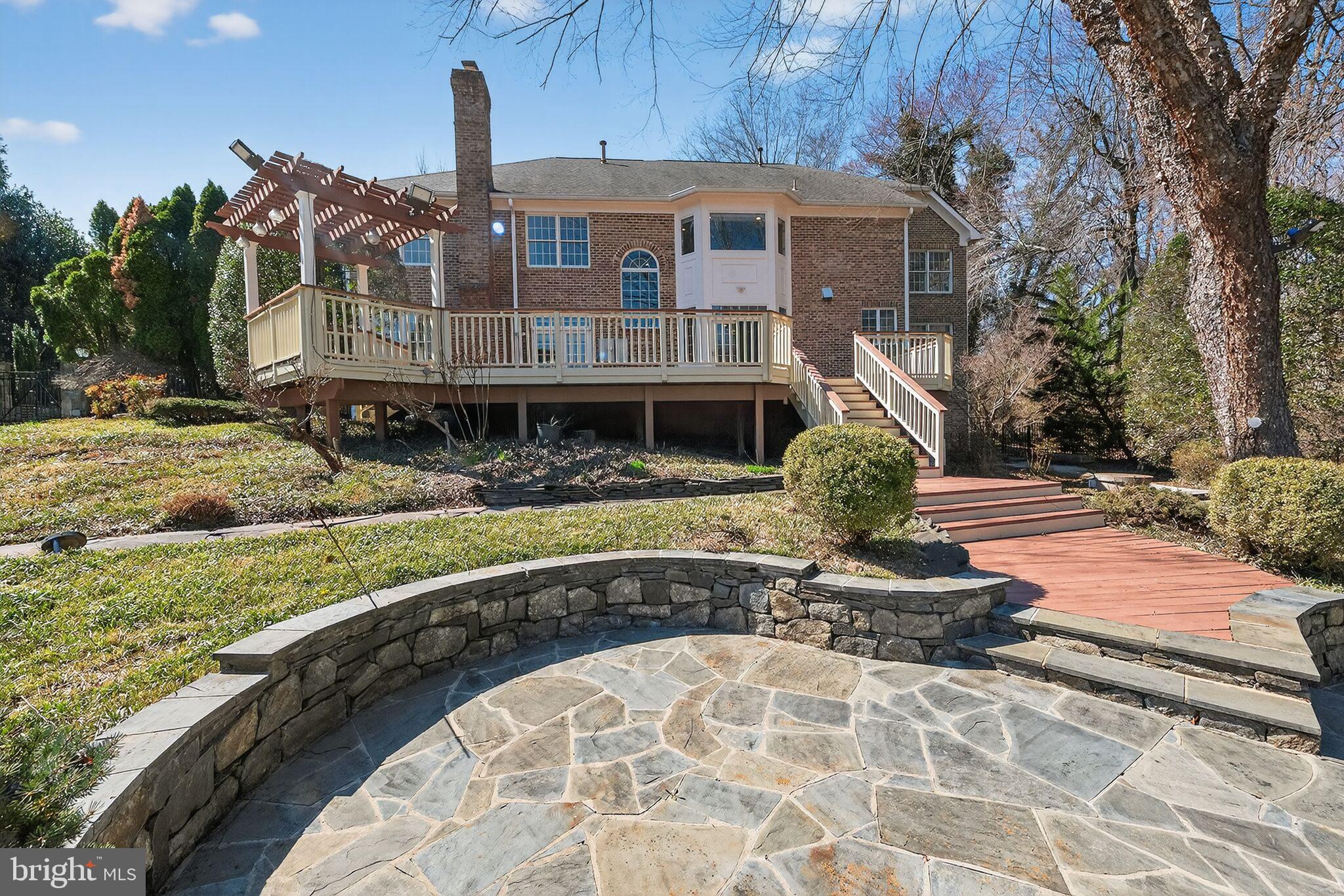 ELKINS - Residential