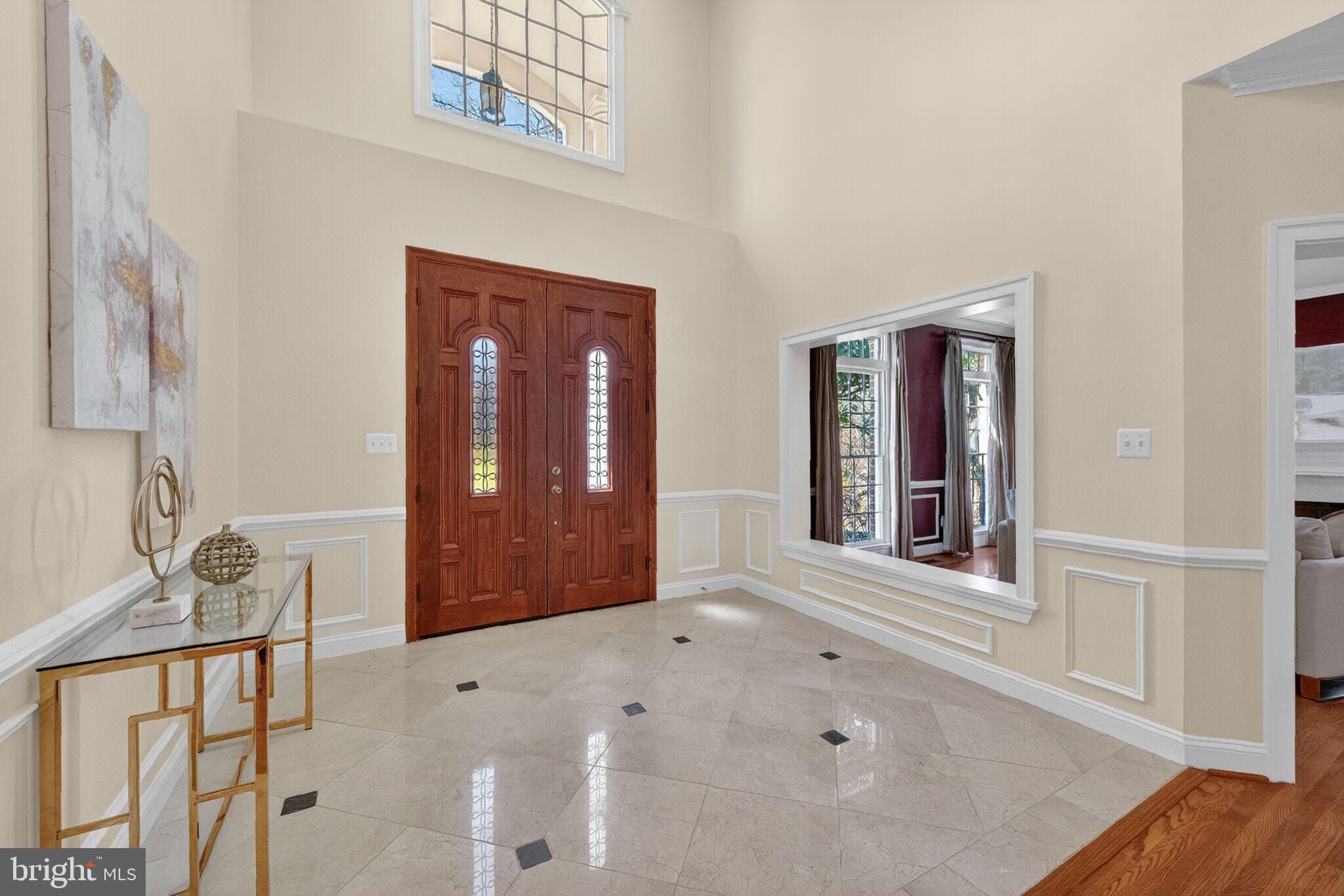 ELKINS - Residential