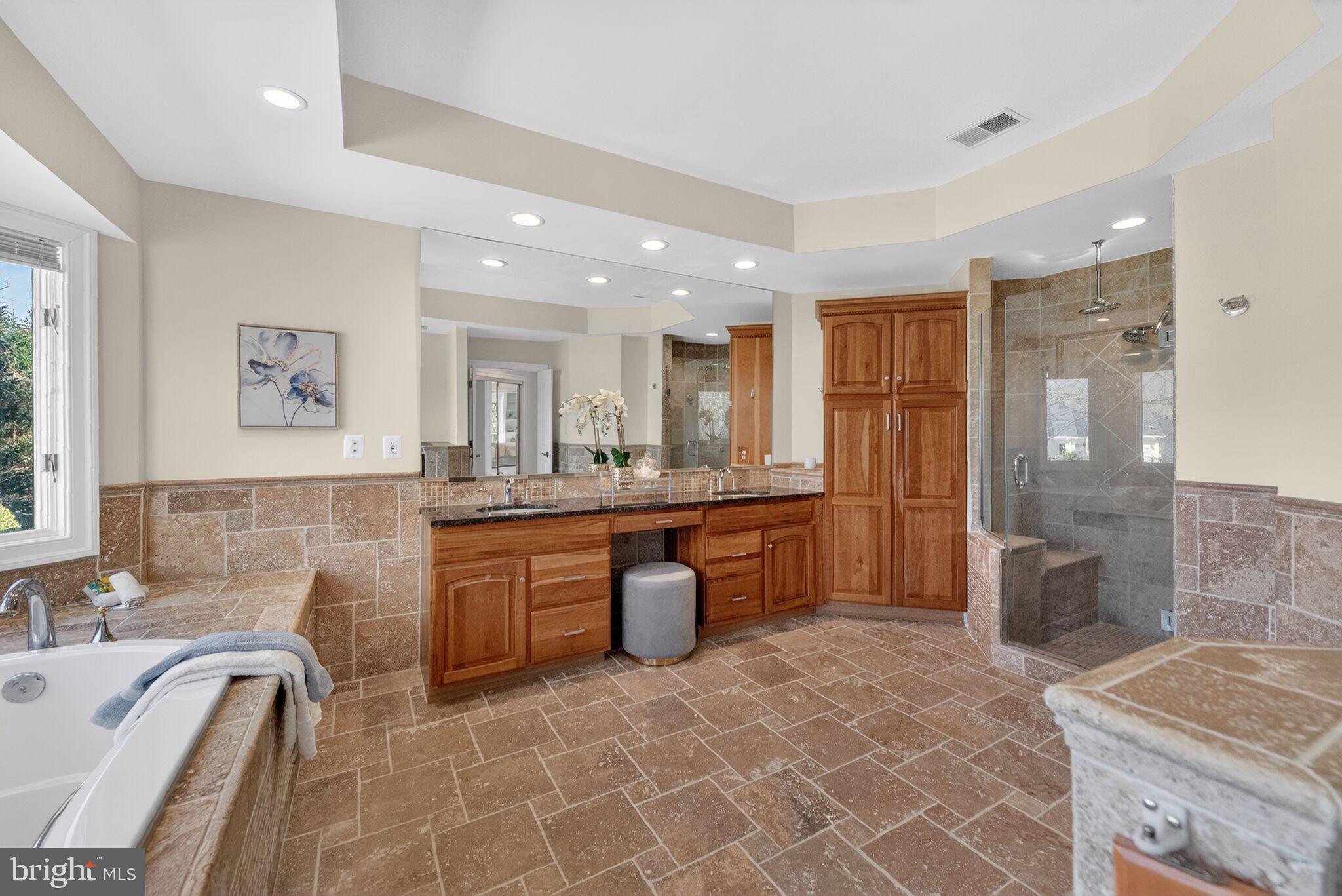 ELKINS - Residential