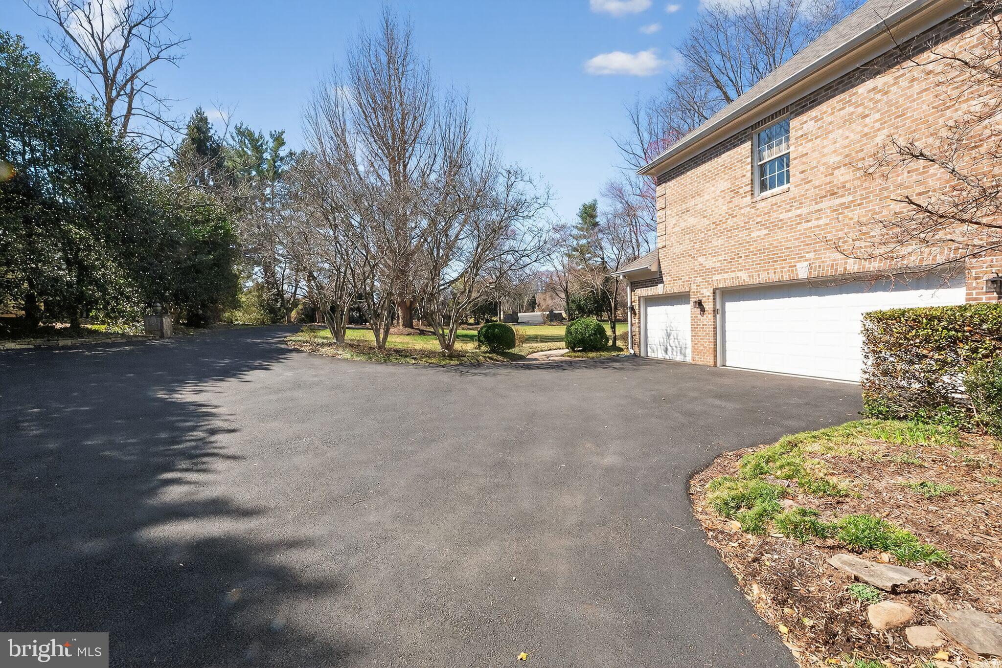 9012 OLD DOMINION DRIVE A