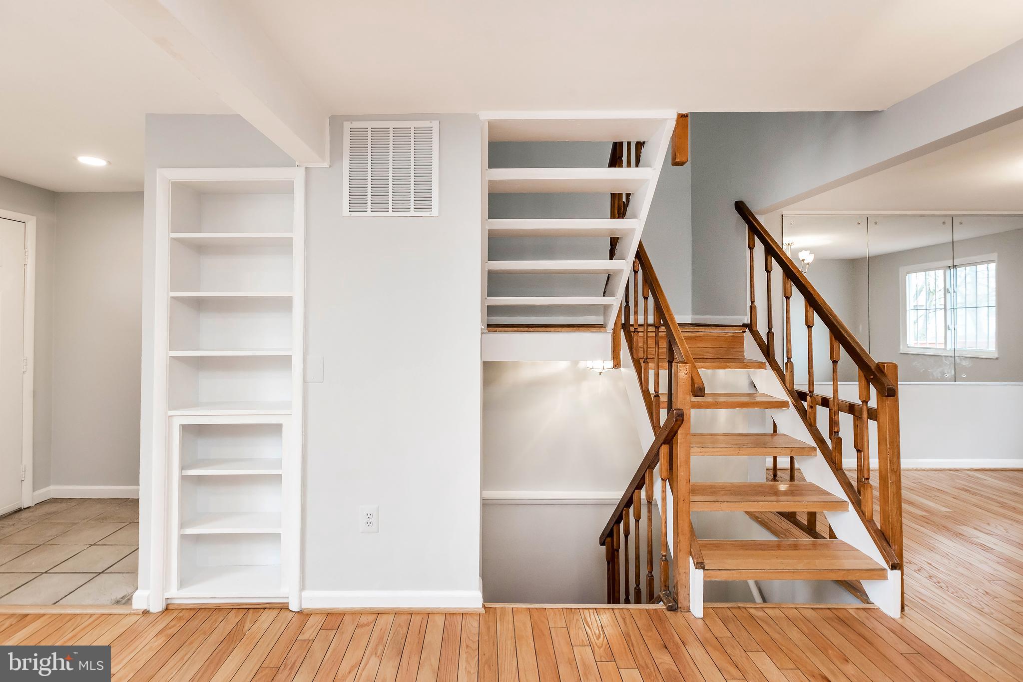 MILL CREEK SOUTH - Residential