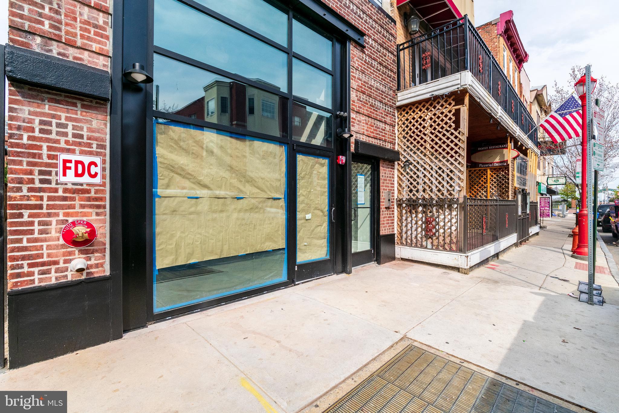 SOCIETY HILL - Commercial Lease