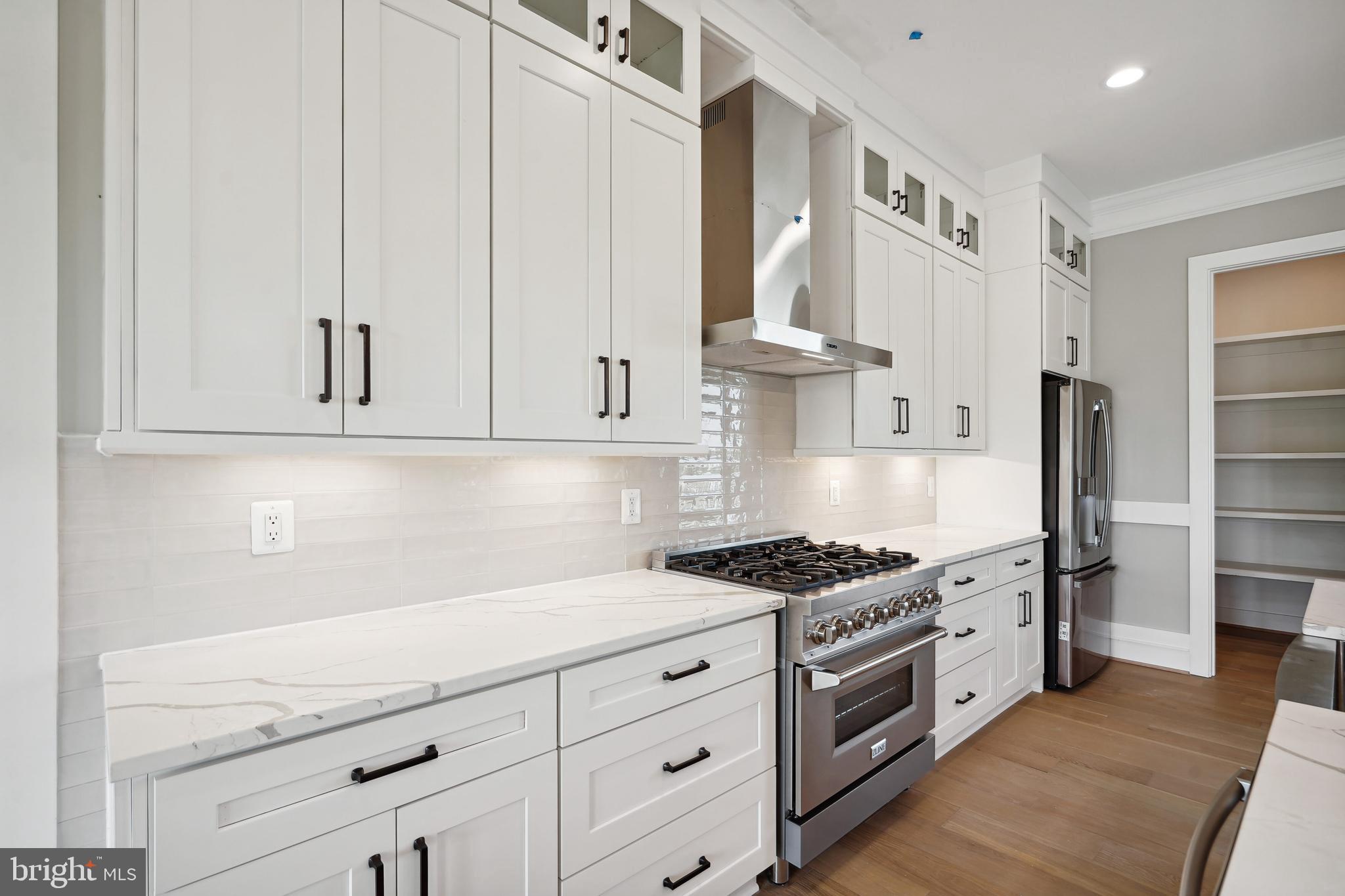 ROCK ISLAND LANDING - Residential