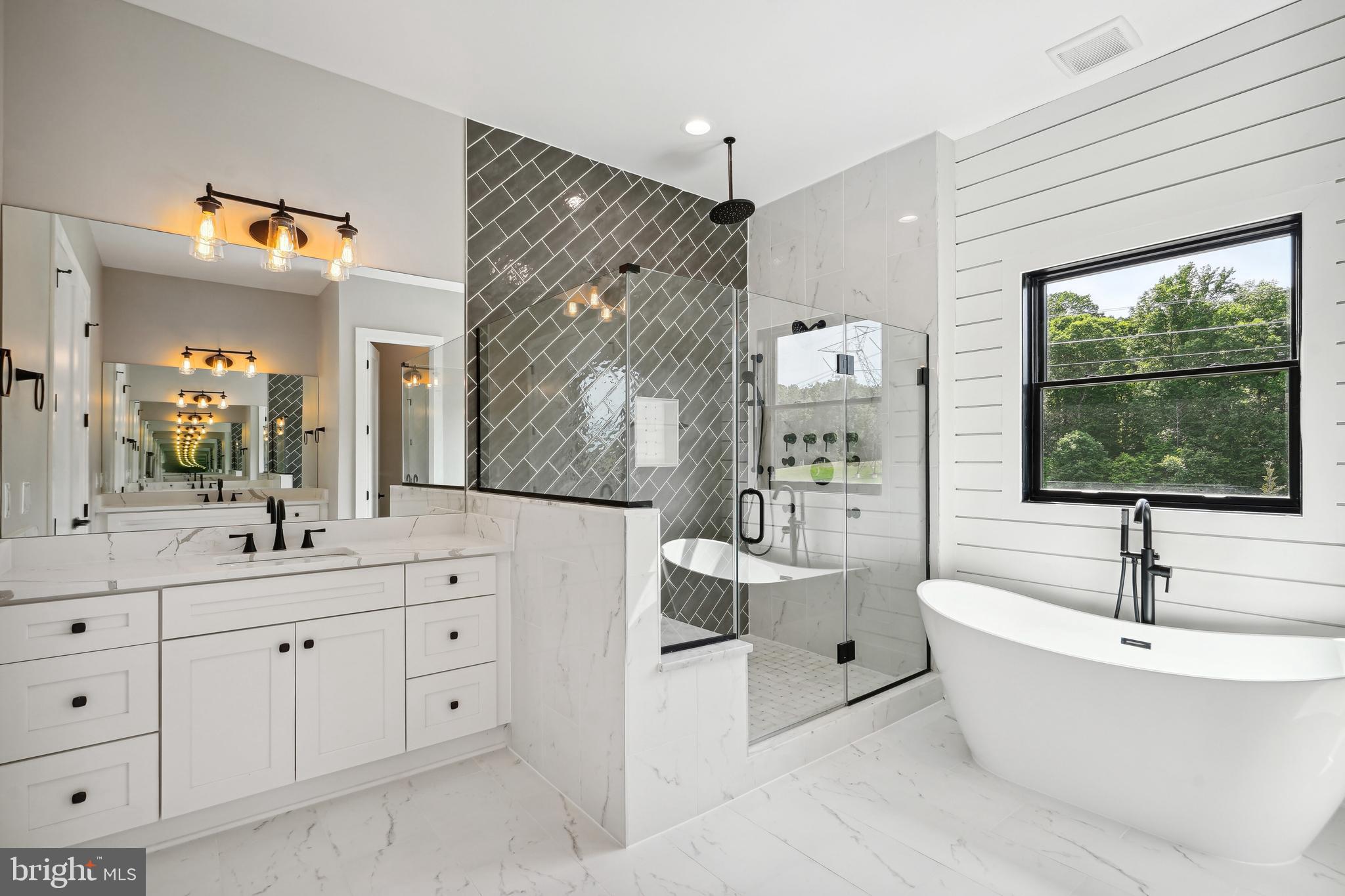 ROCK ISLAND LANDING - Residential