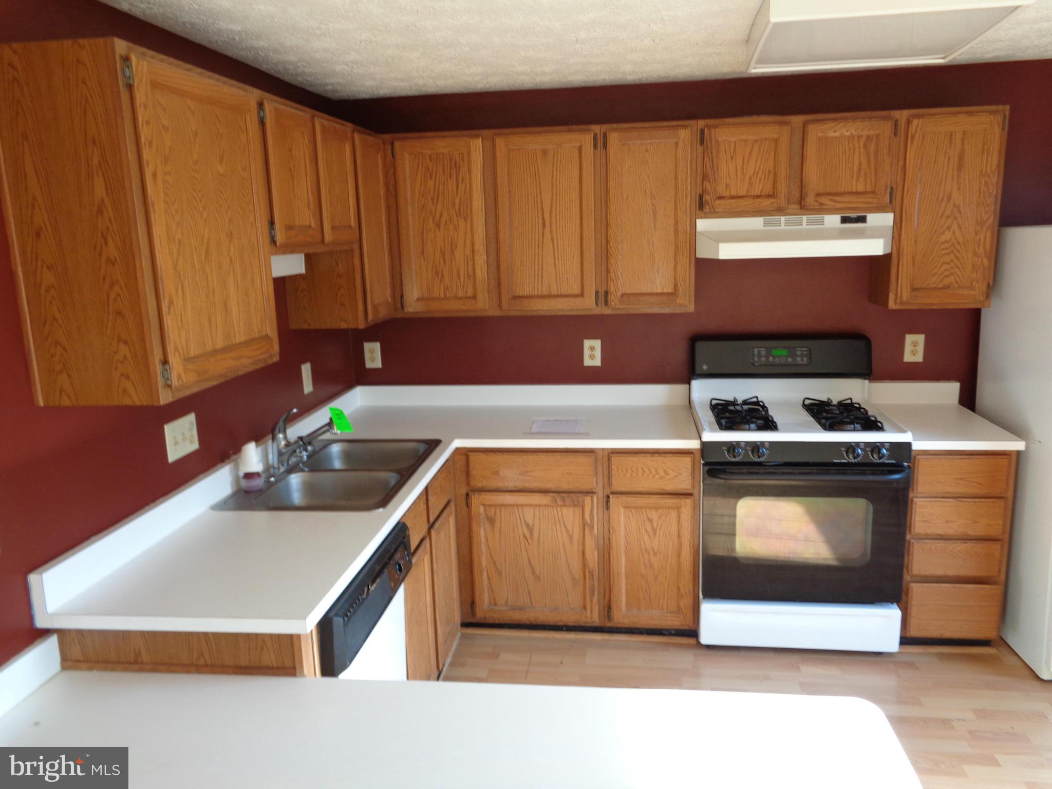 PINEY ORCHARD - Residential