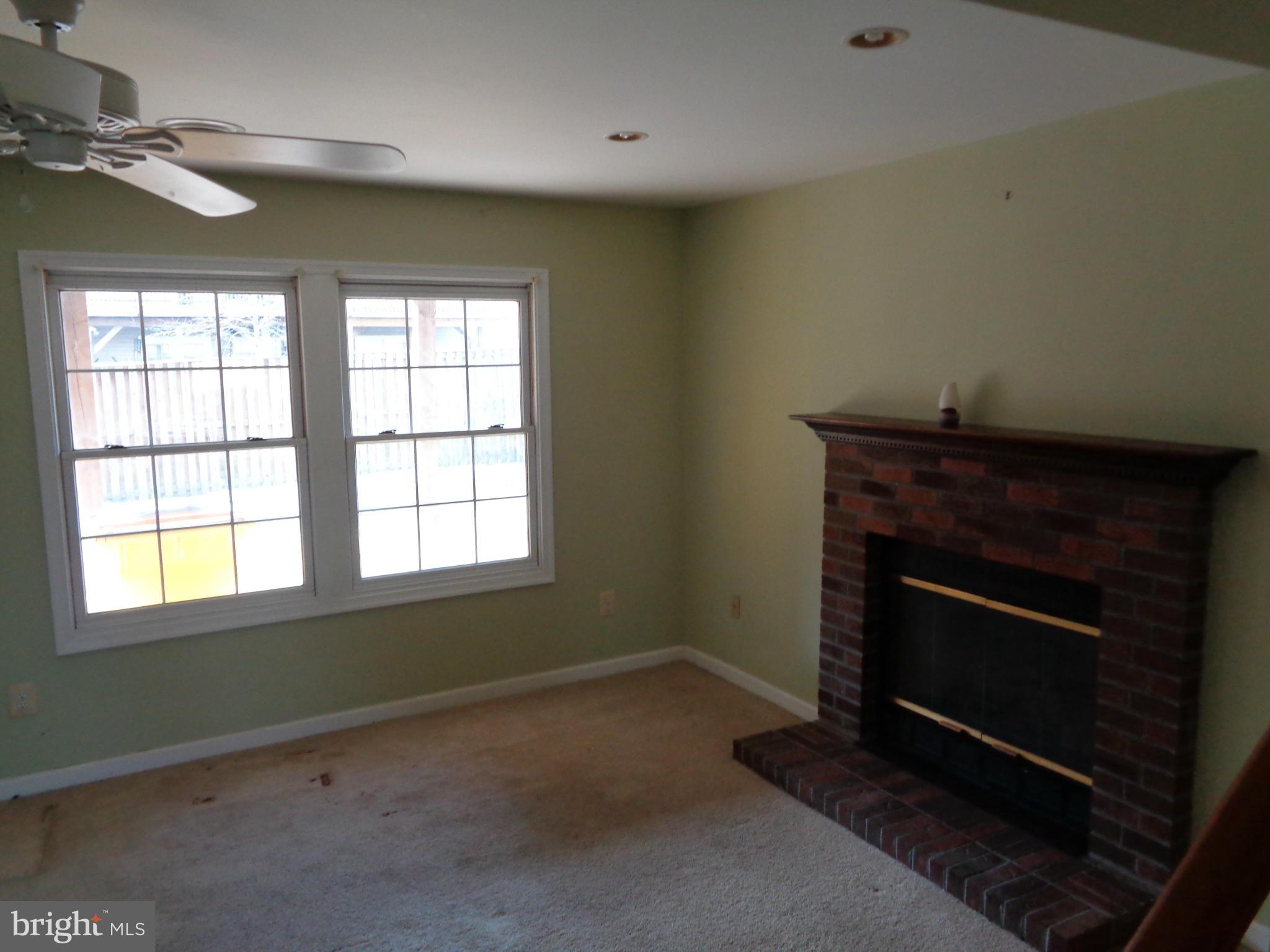 PINEY ORCHARD - Residential