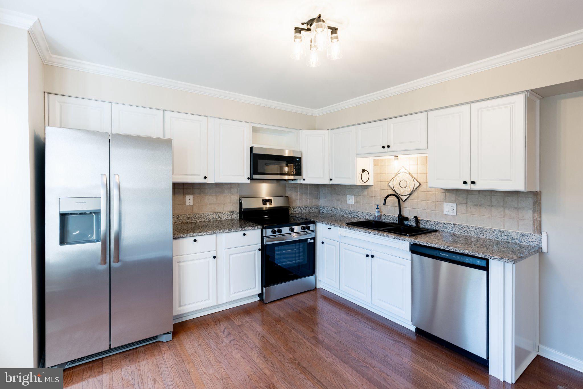 102 SOLWAY CIRCLE