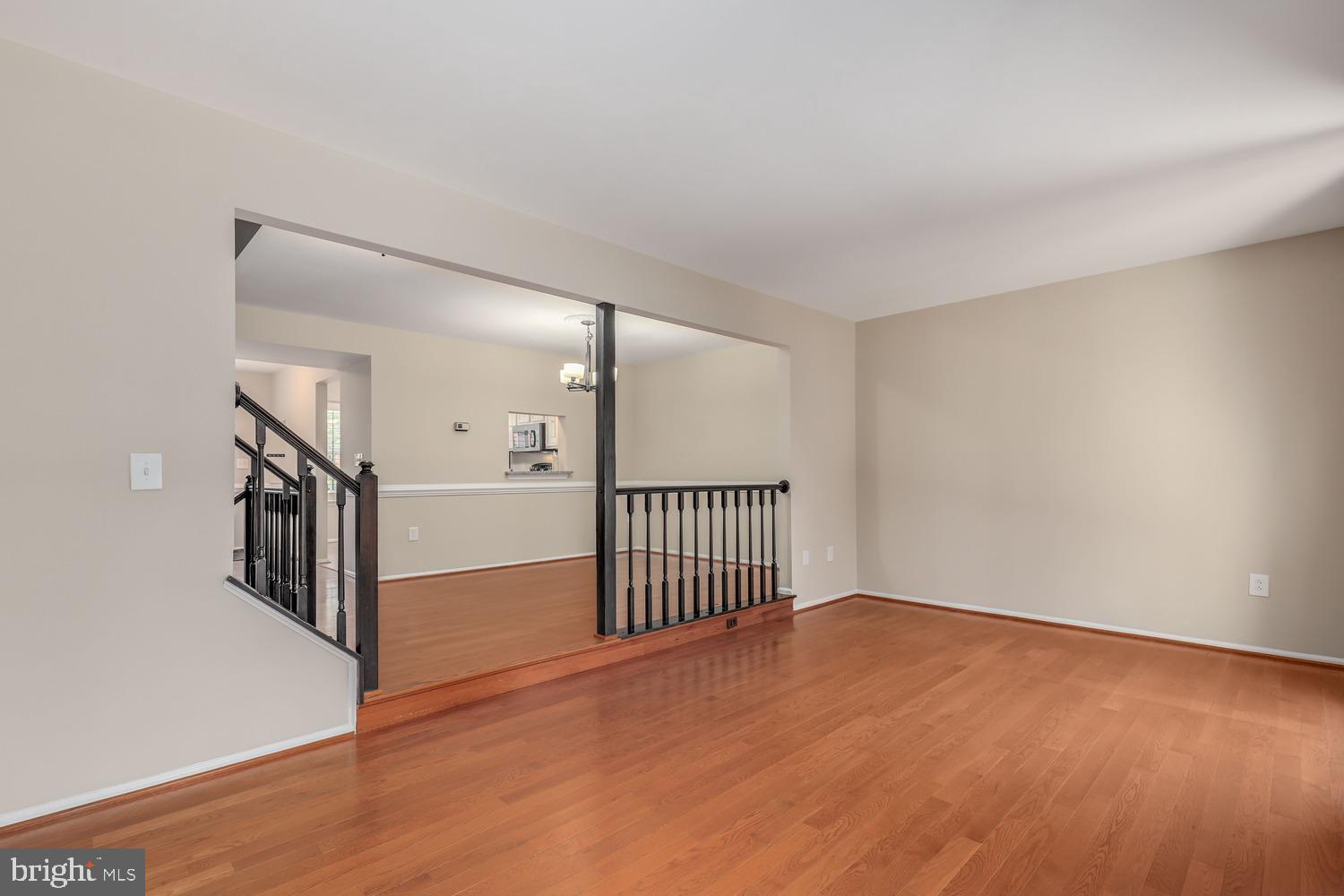 COUNTRYSIDE - Residential