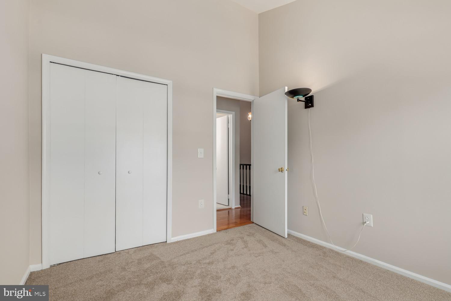 COUNTRYSIDE - Residential