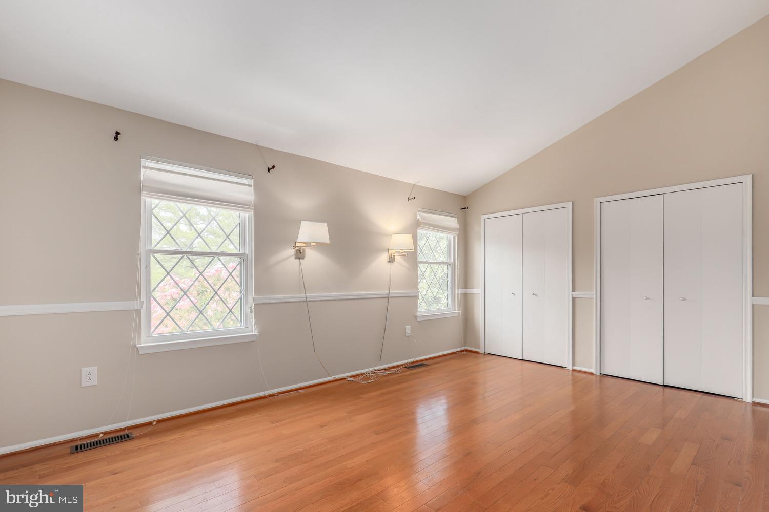 COUNTRYSIDE - Residential