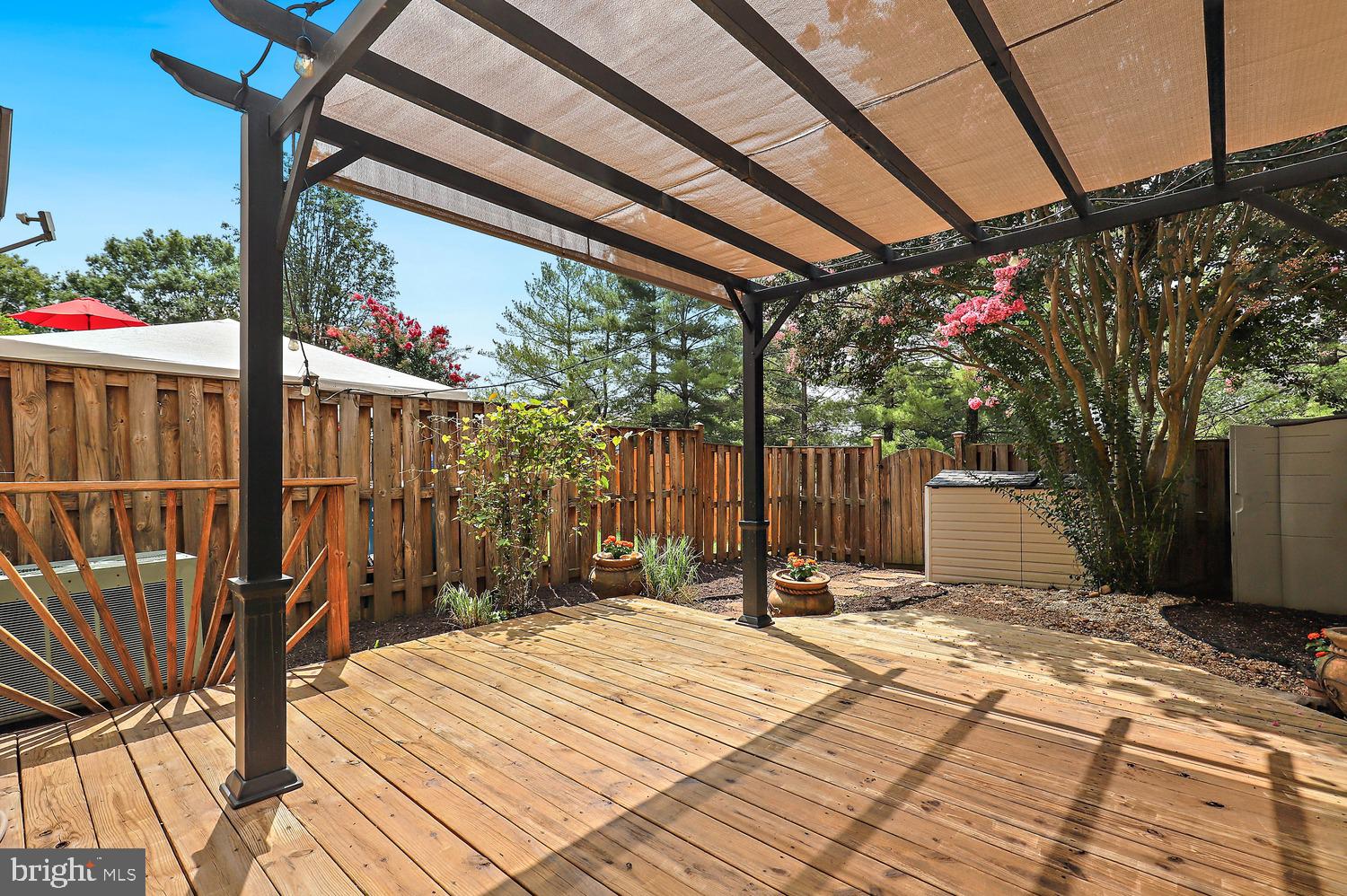 COUNTRYSIDE - Residential