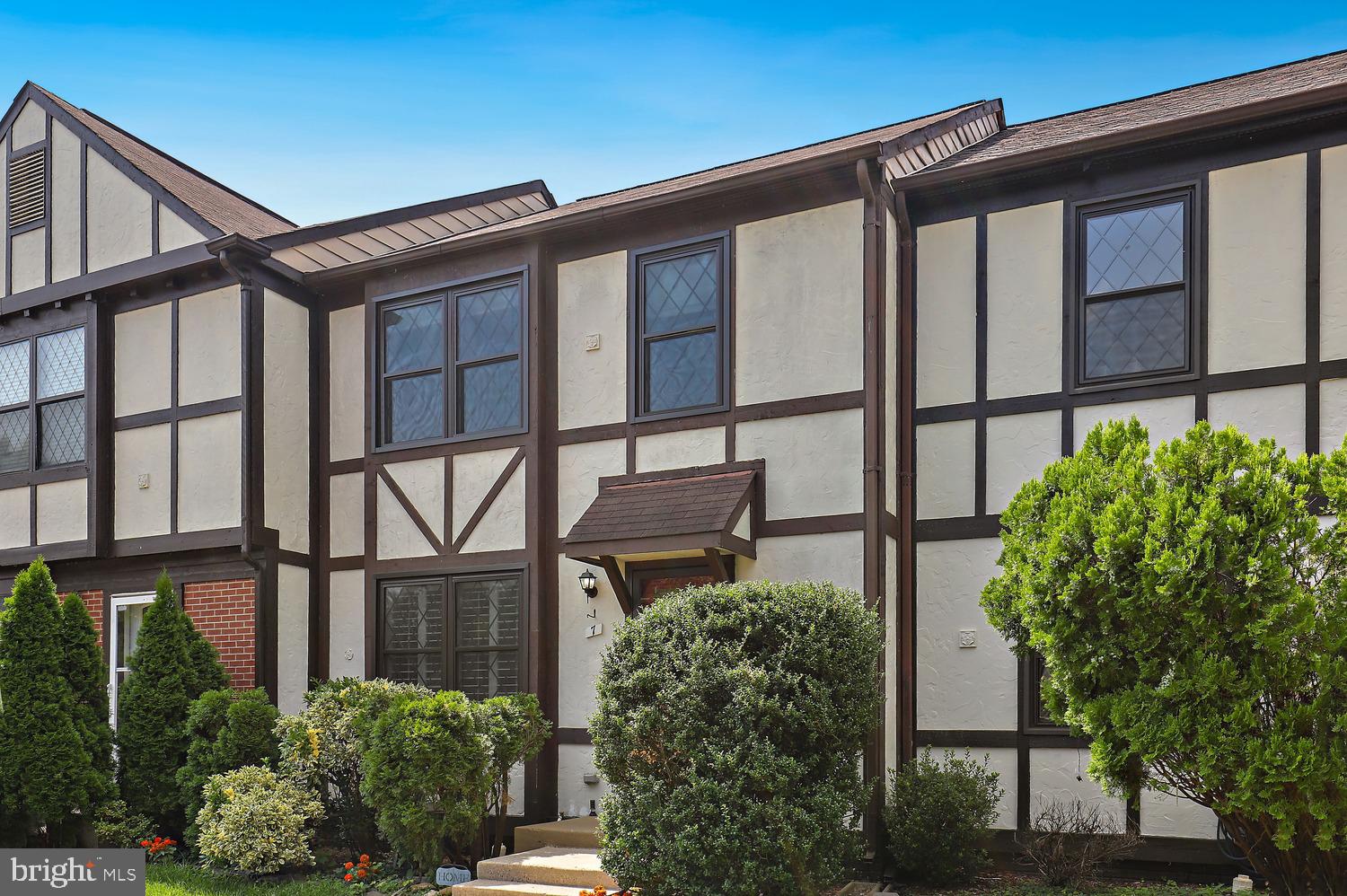 COUNTRYSIDE - Residential