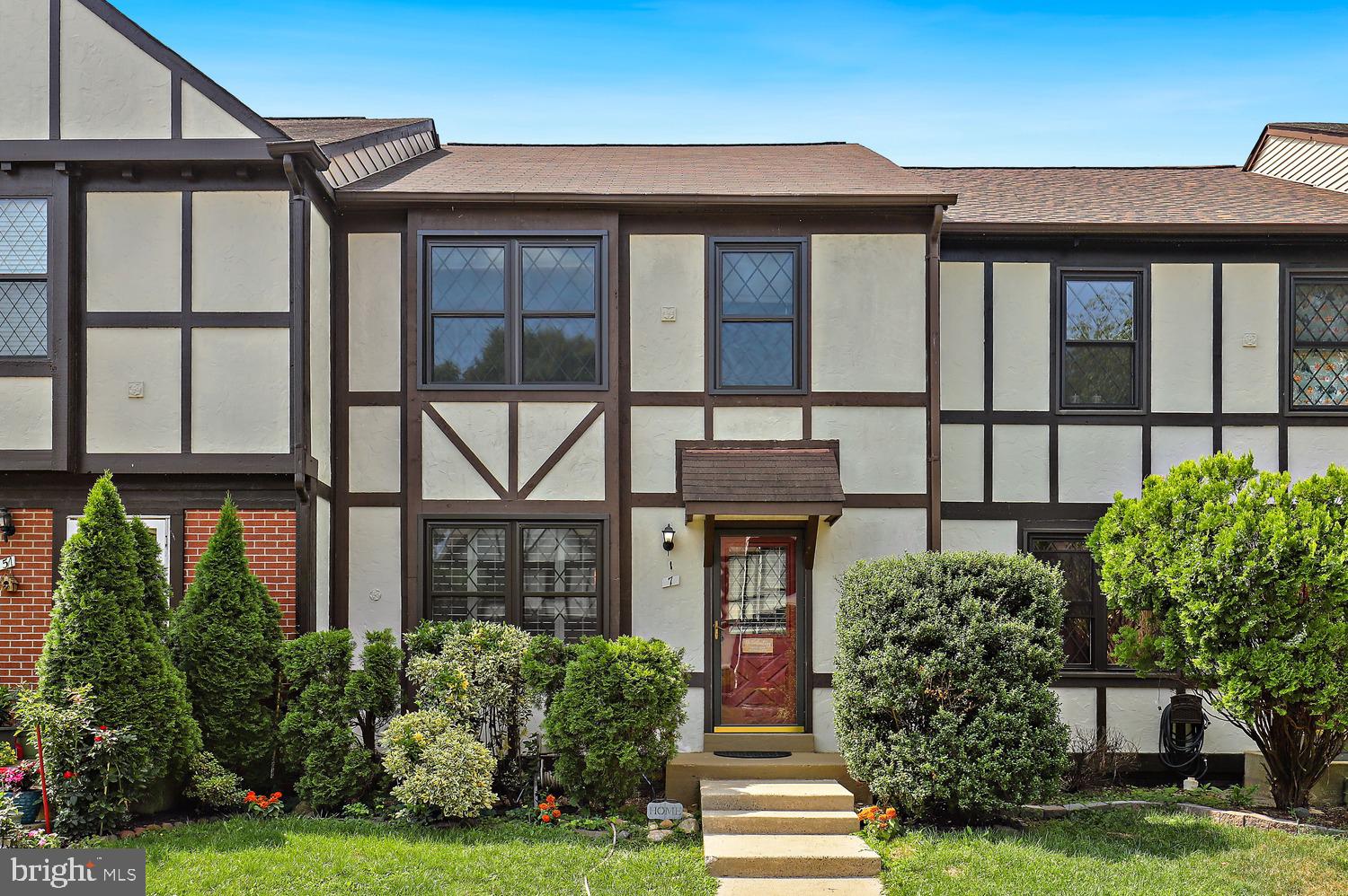 COUNTRYSIDE - Residential