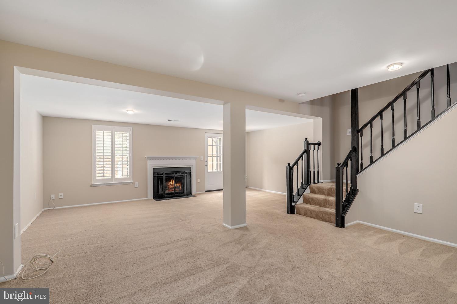 COUNTRYSIDE - Residential