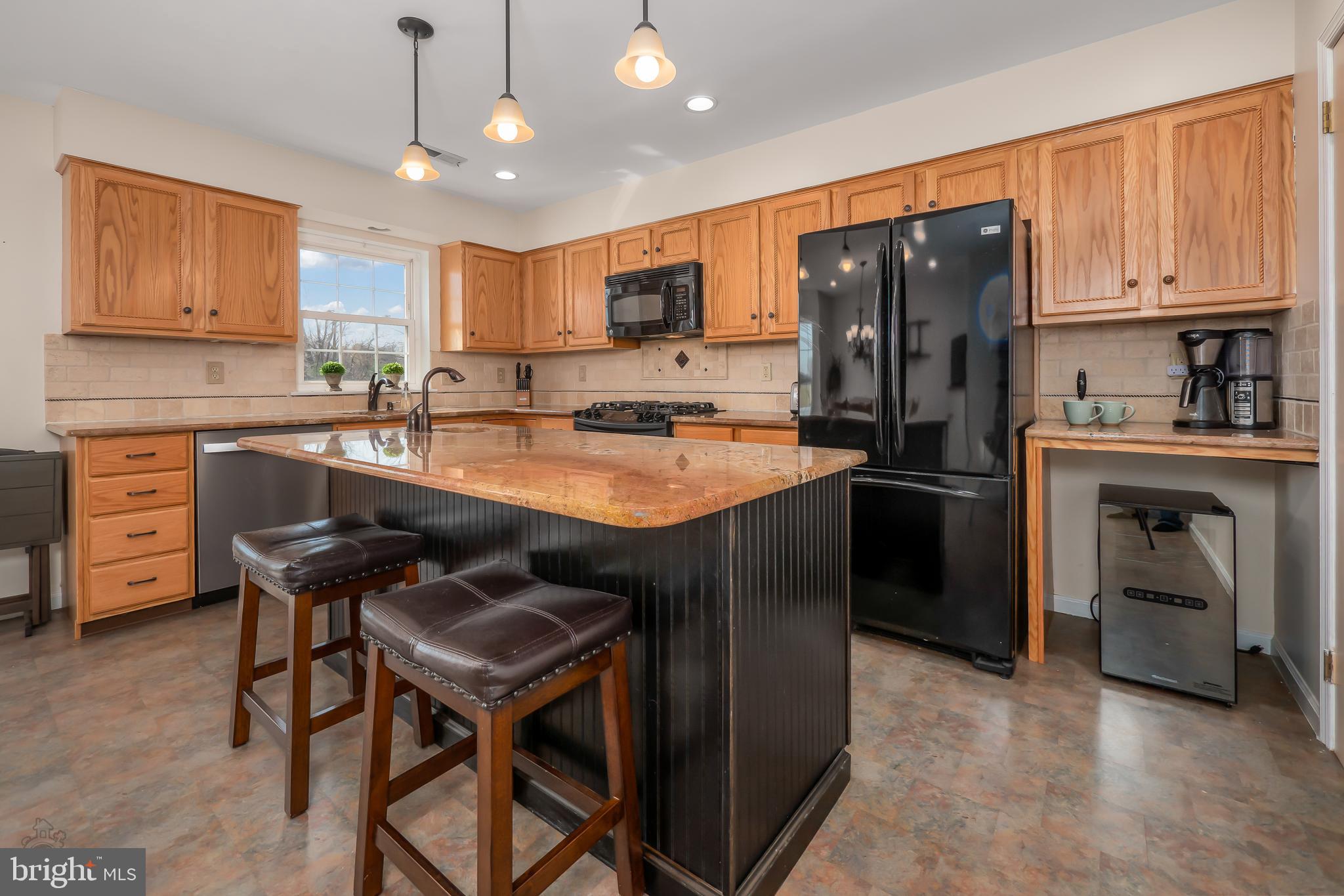 THE OAKS - Residential