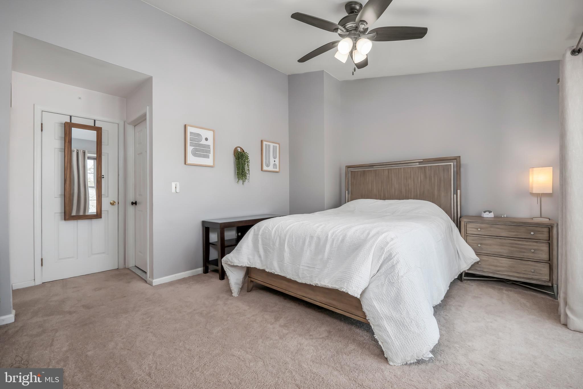 THE OAKS - Residential