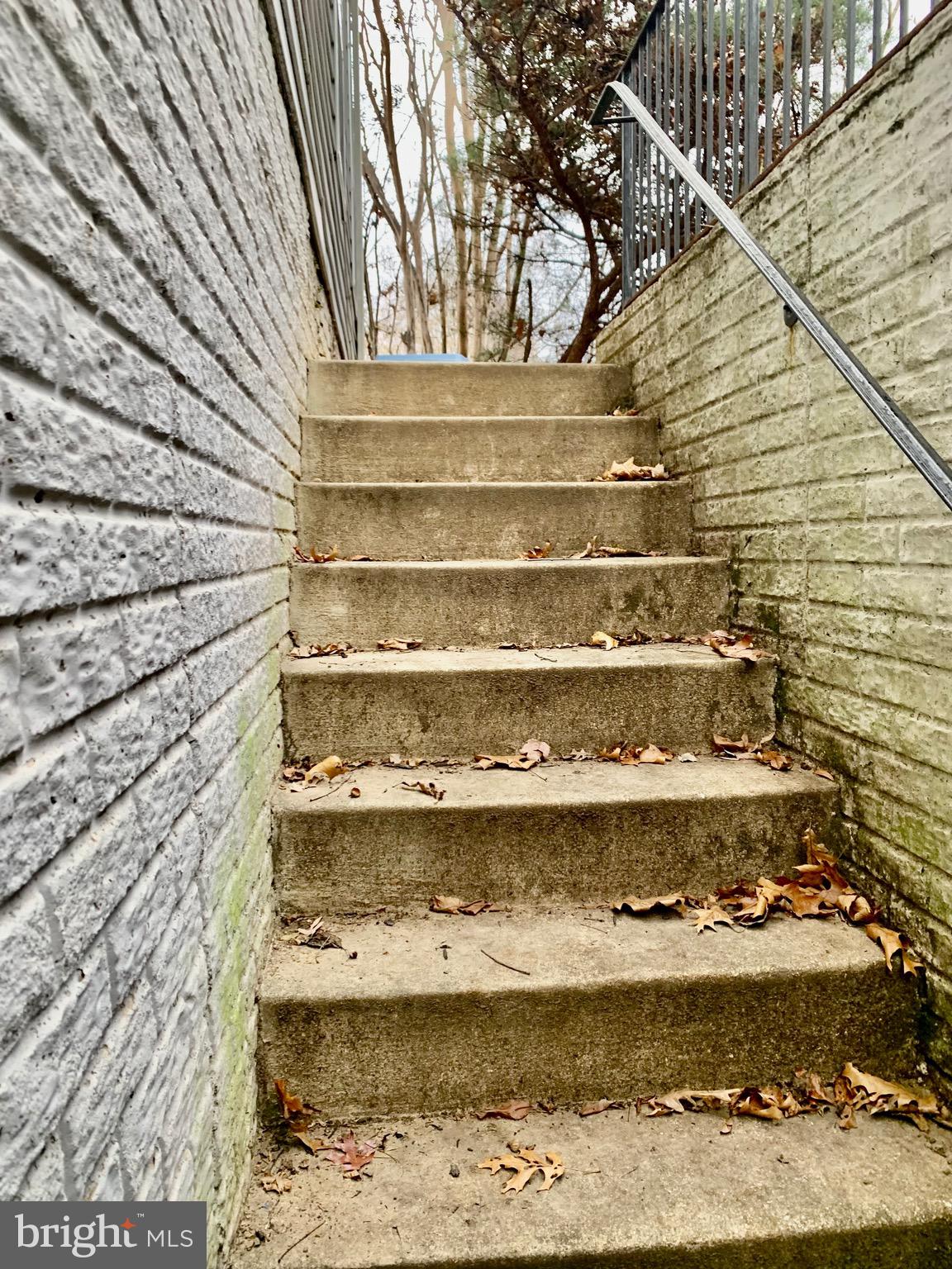 ROCKVILLE HEIGHTS - Residential