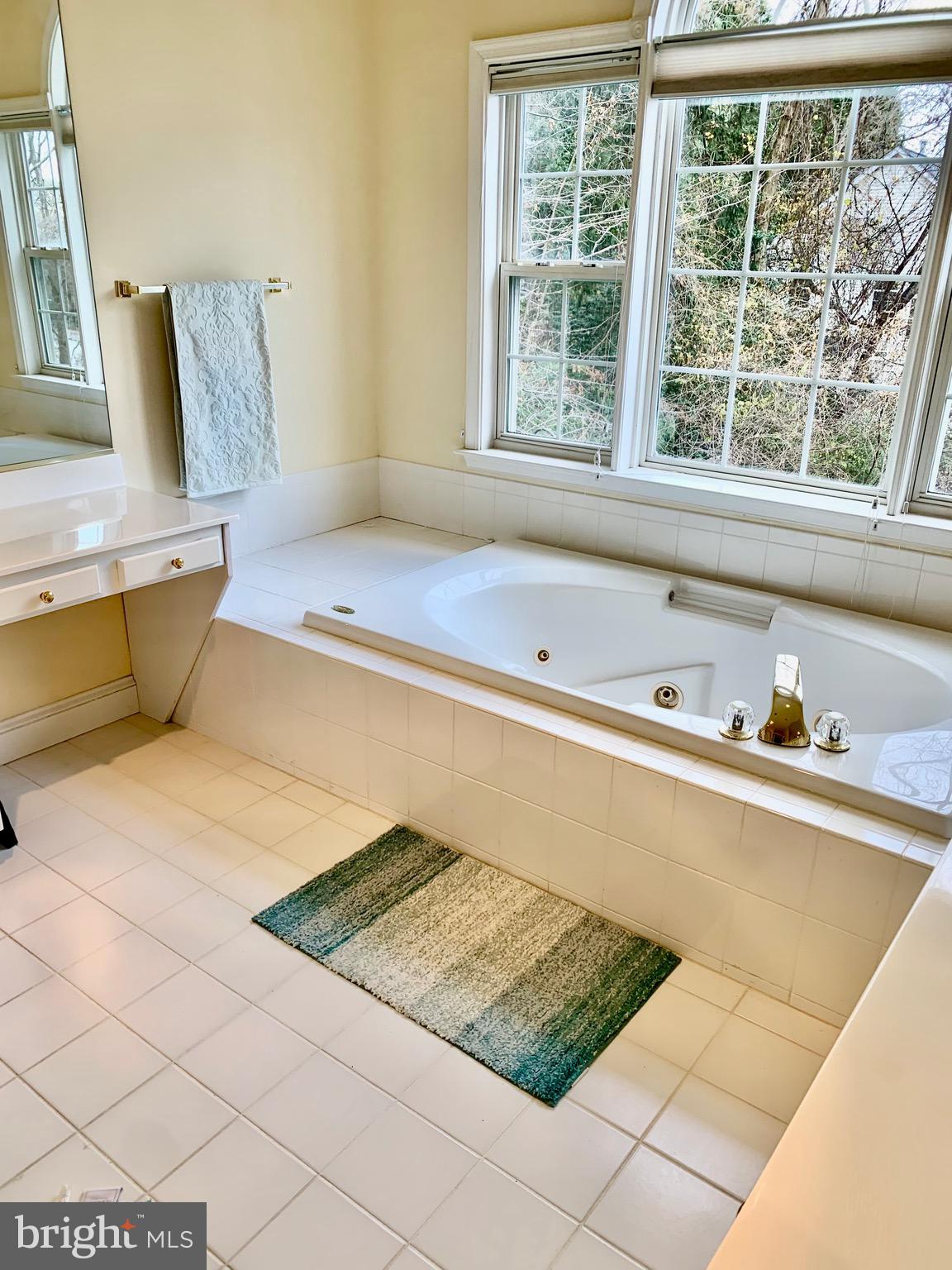 ROCKVILLE HEIGHTS - Residential