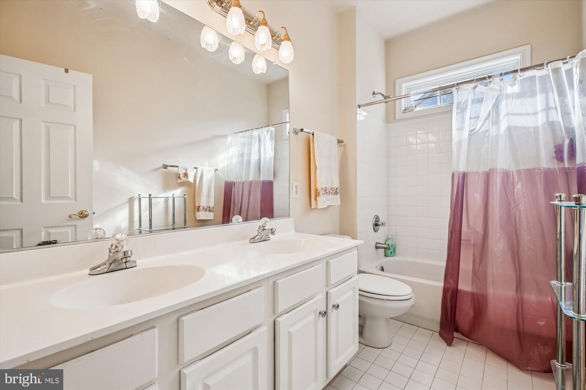 ROCKVILLE HEIGHTS - Residential