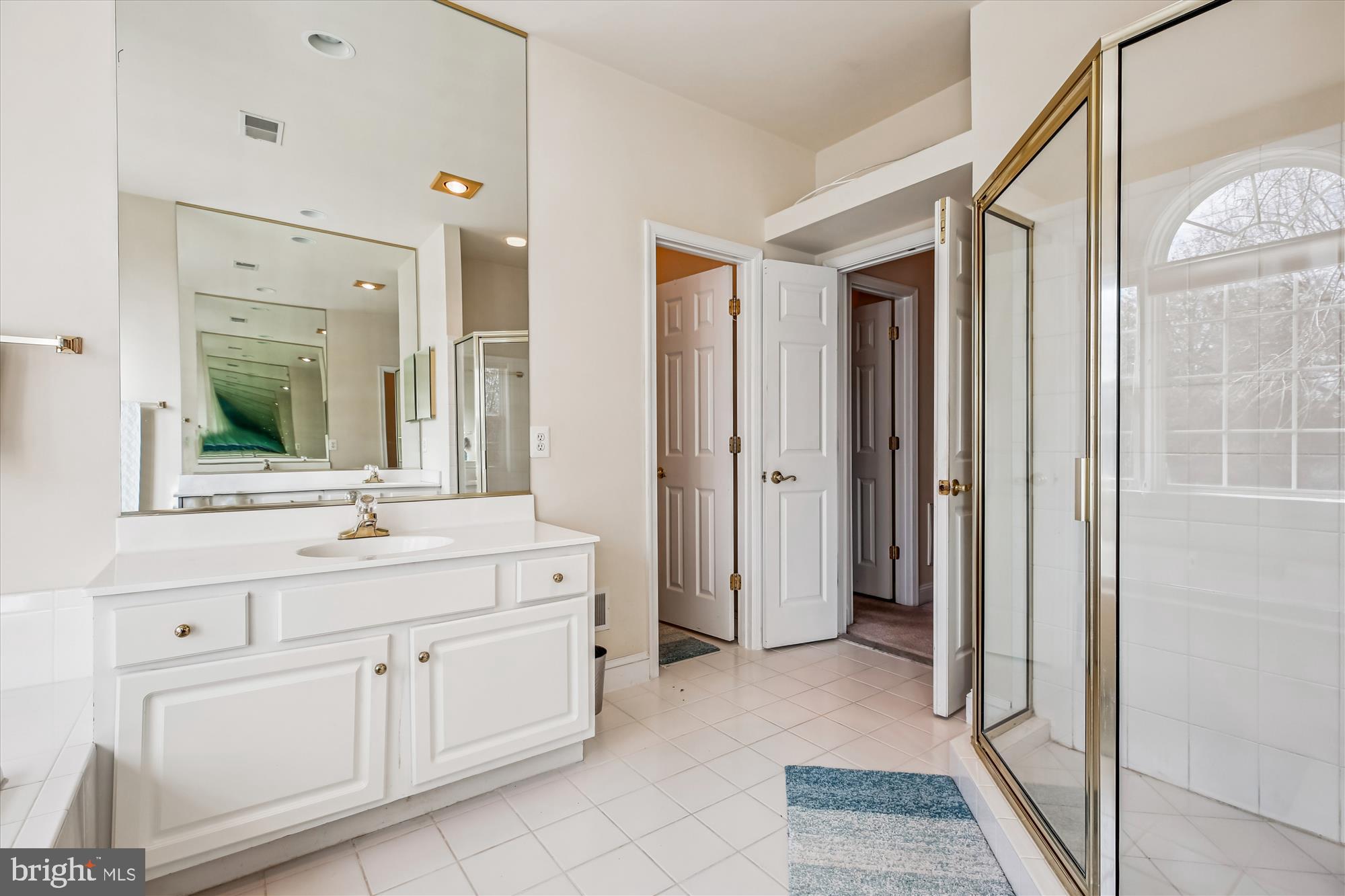 ROCKVILLE HEIGHTS - Residential