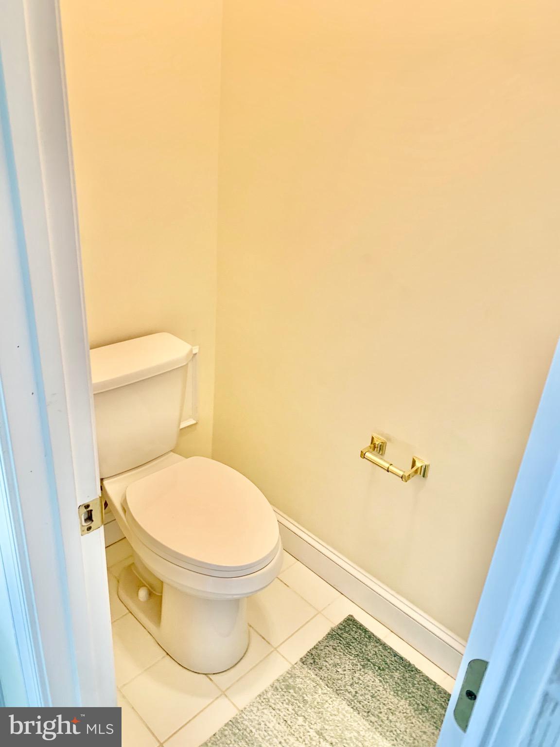 ROCKVILLE HEIGHTS - Residential