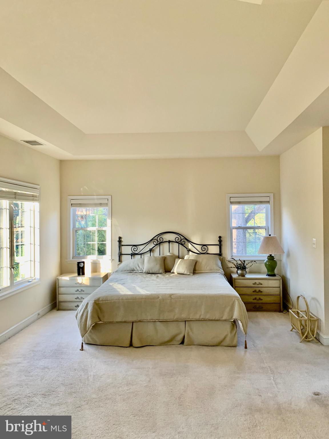 ROCKVILLE HEIGHTS - Residential