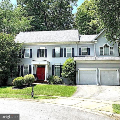 Photo of 7 Big Oak Court, ROCKVILLE, MD 20850 (MLS # MDMC2182804)