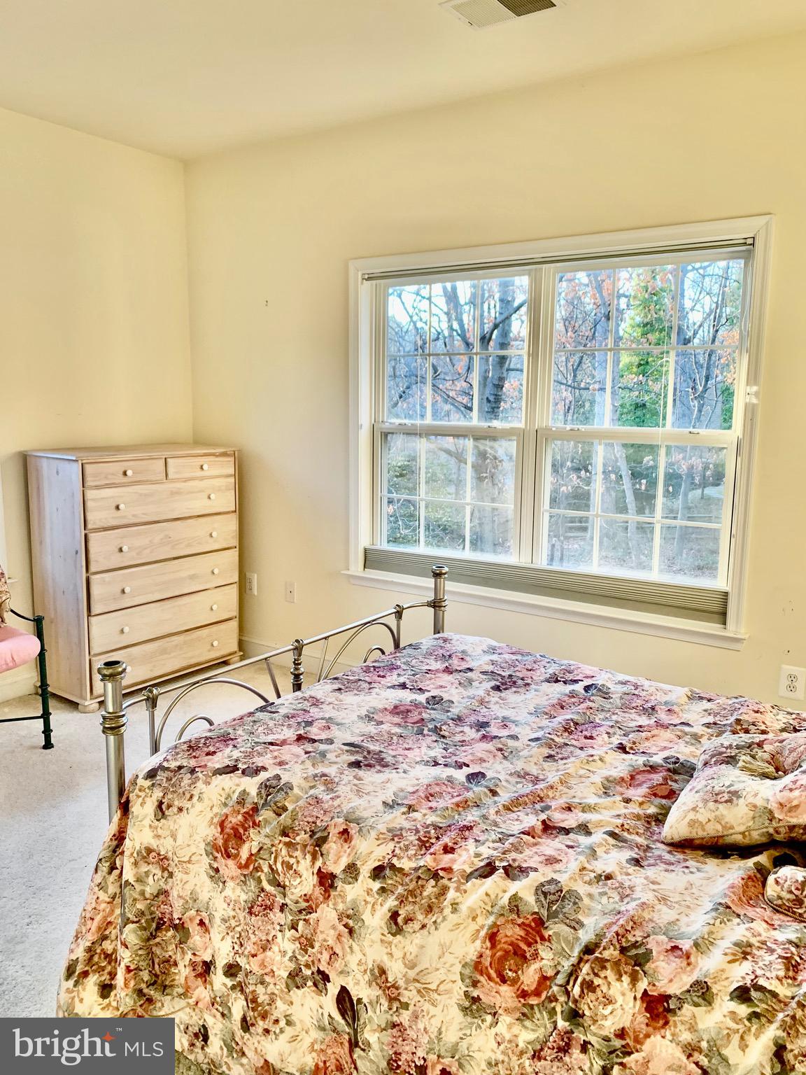 ROCKVILLE HEIGHTS - Residential