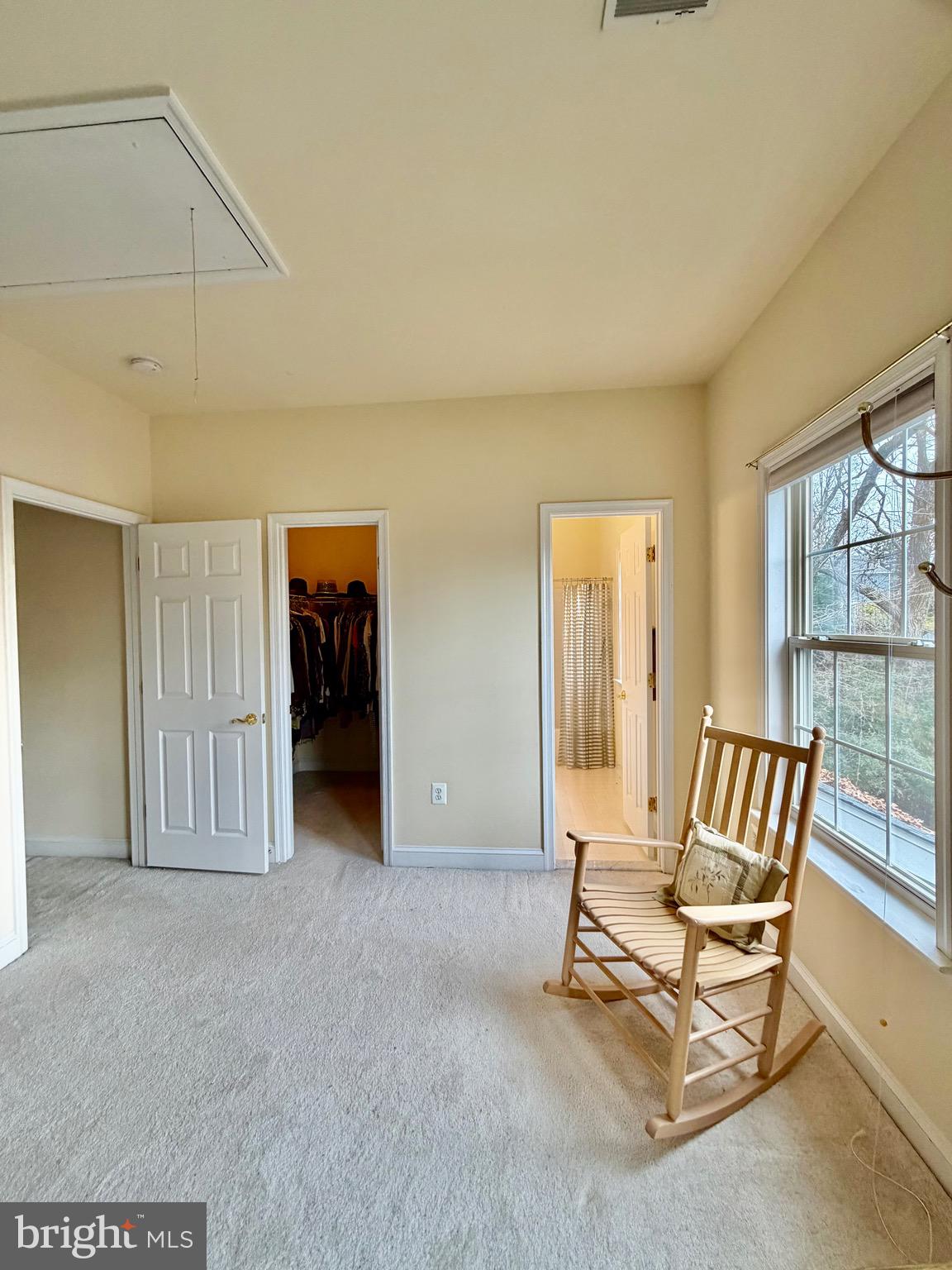 ROCKVILLE HEIGHTS - Residential