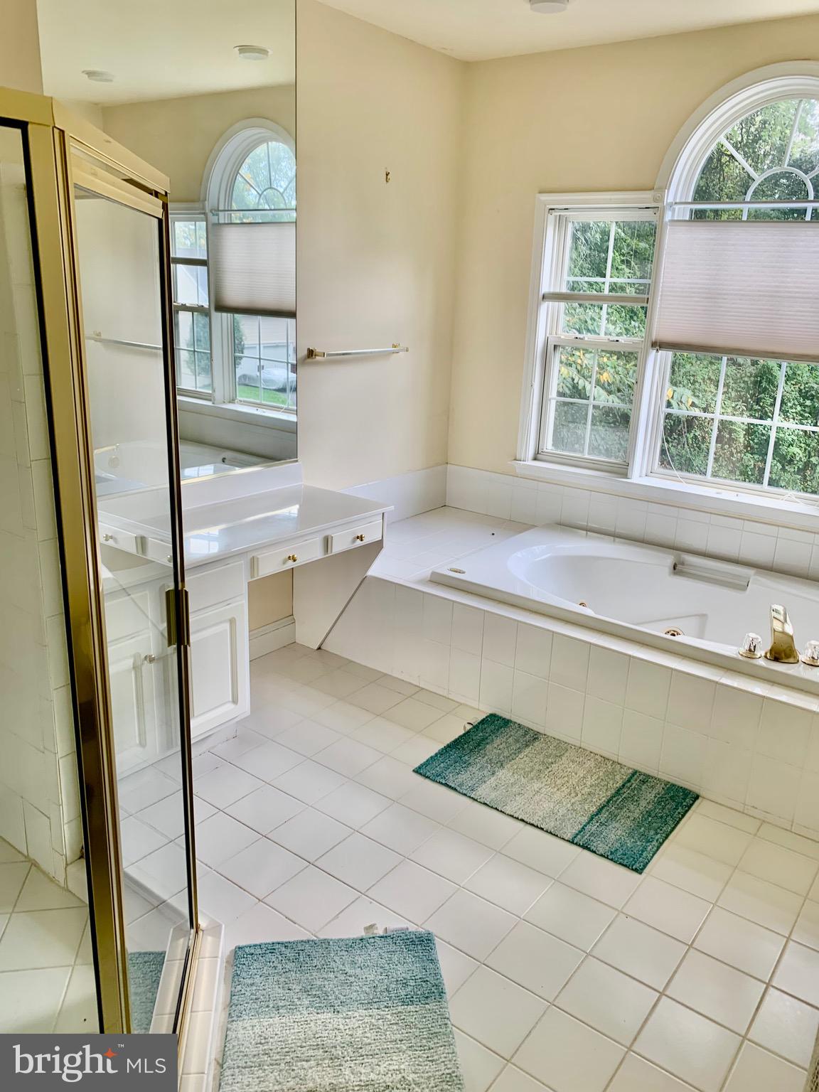 ROCKVILLE HEIGHTS - Residential