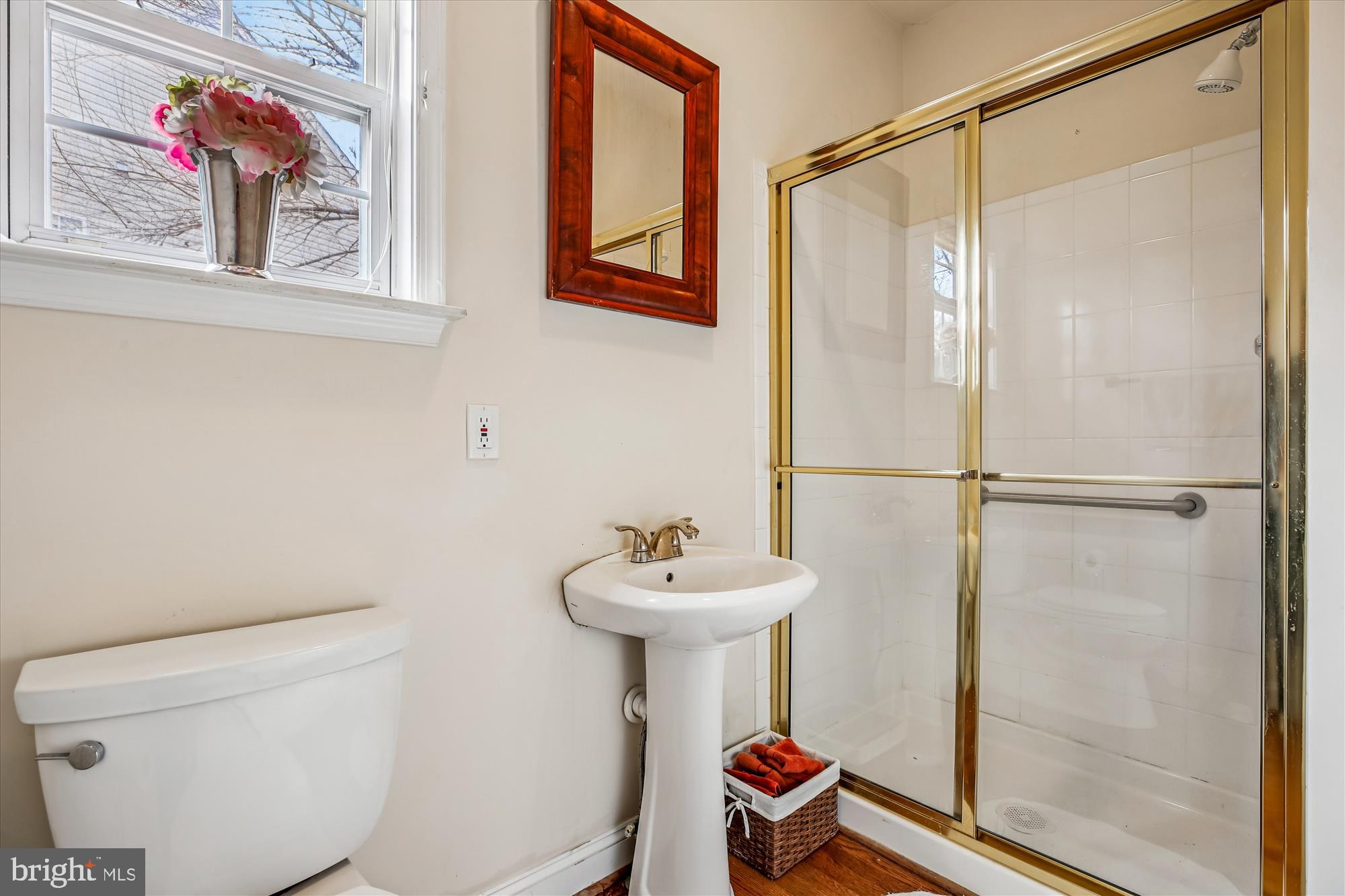 ROCKVILLE HEIGHTS - Residential