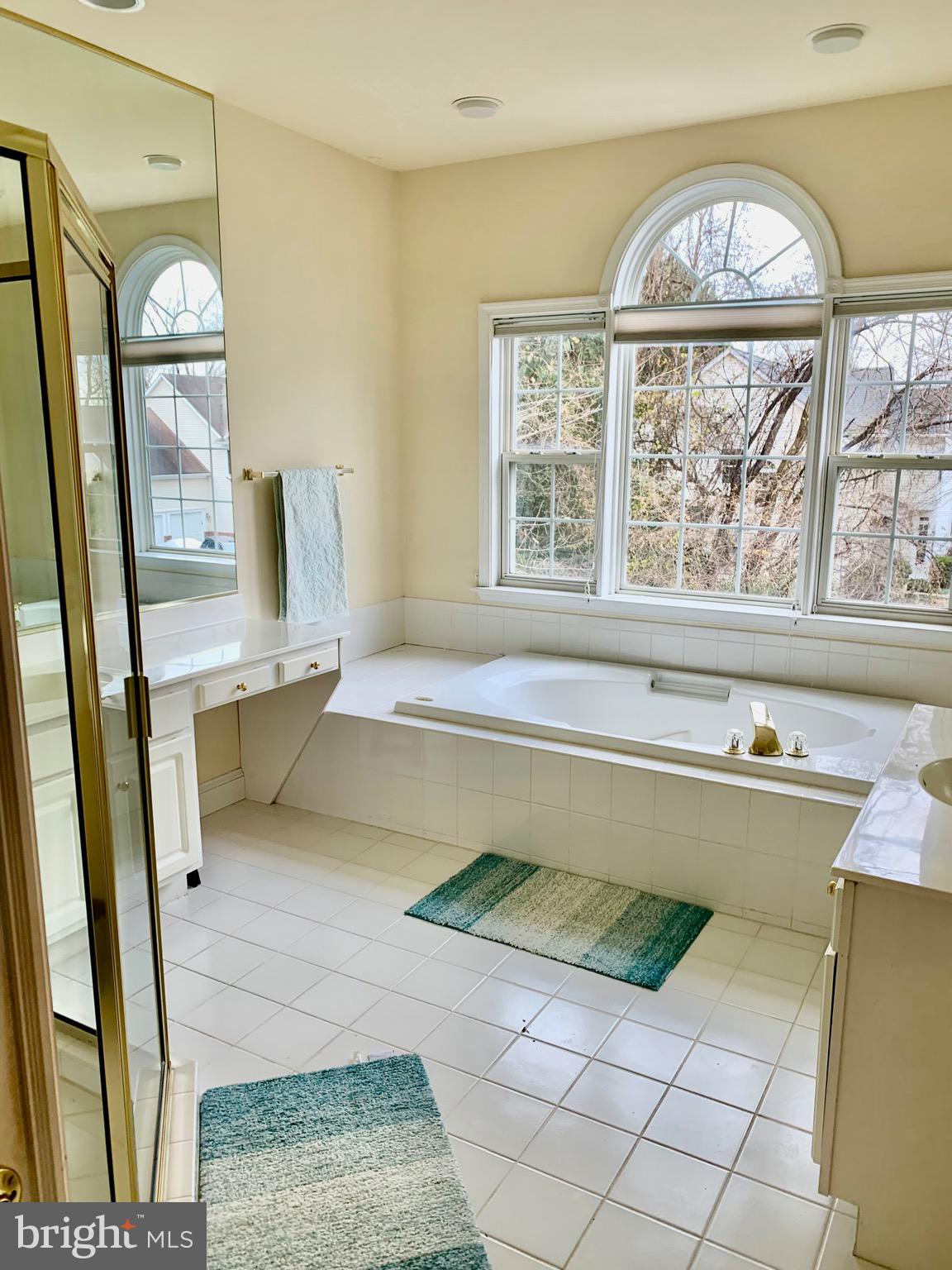 ROCKVILLE HEIGHTS - Residential