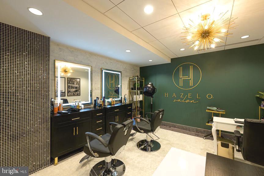 MONTEBELLO - Residential