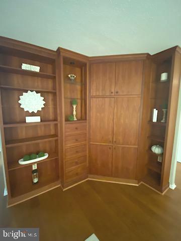 MONTEBELLO - Residential