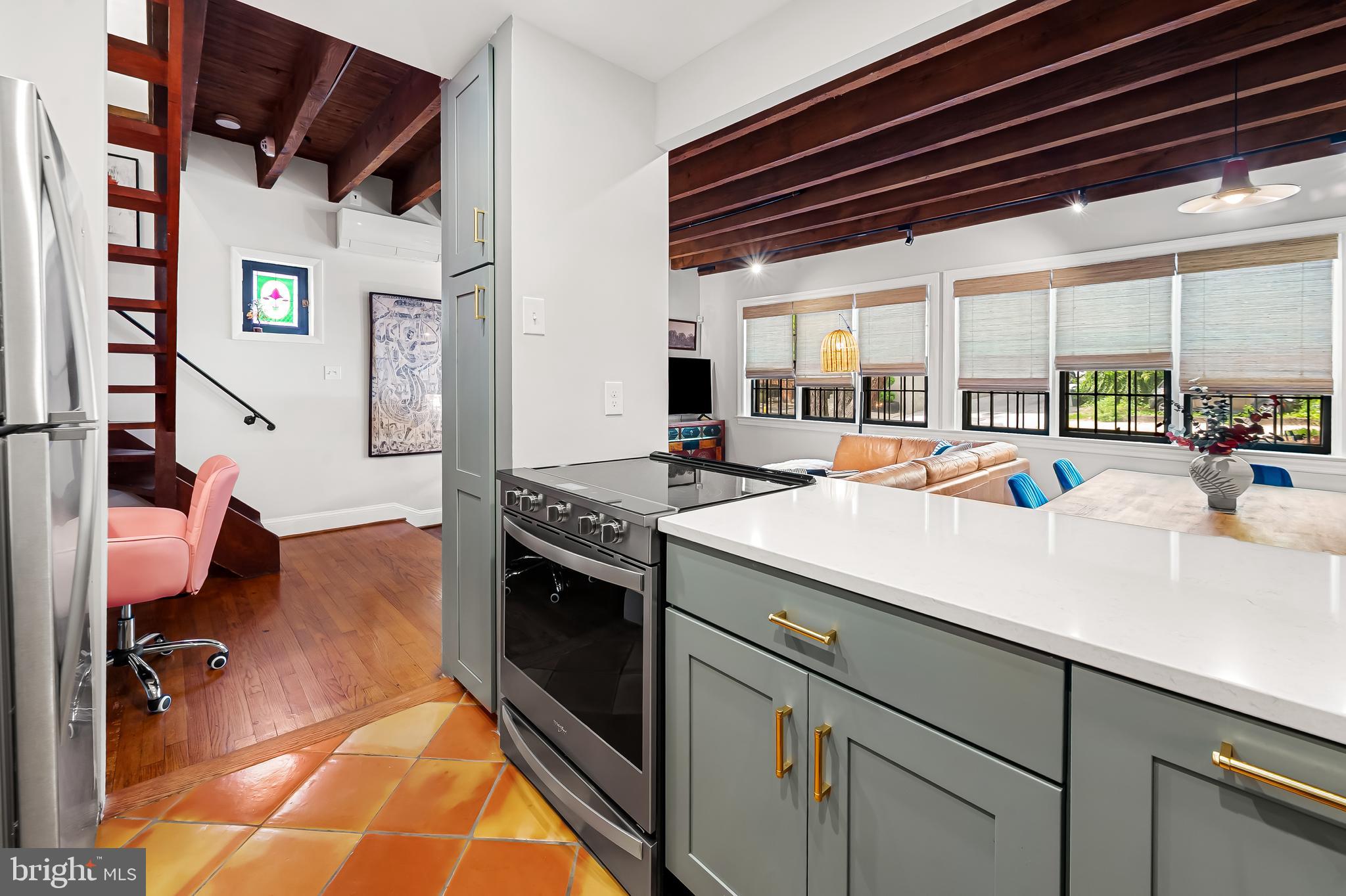 BOLTON HILL HISTORIC DISTRICT - Residential Lease