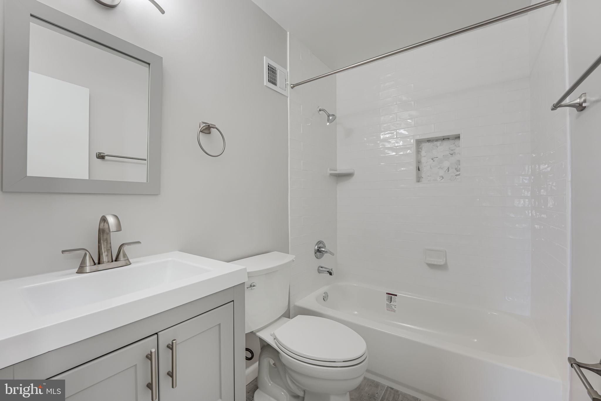 WINDSOR PARK - Residential Lease