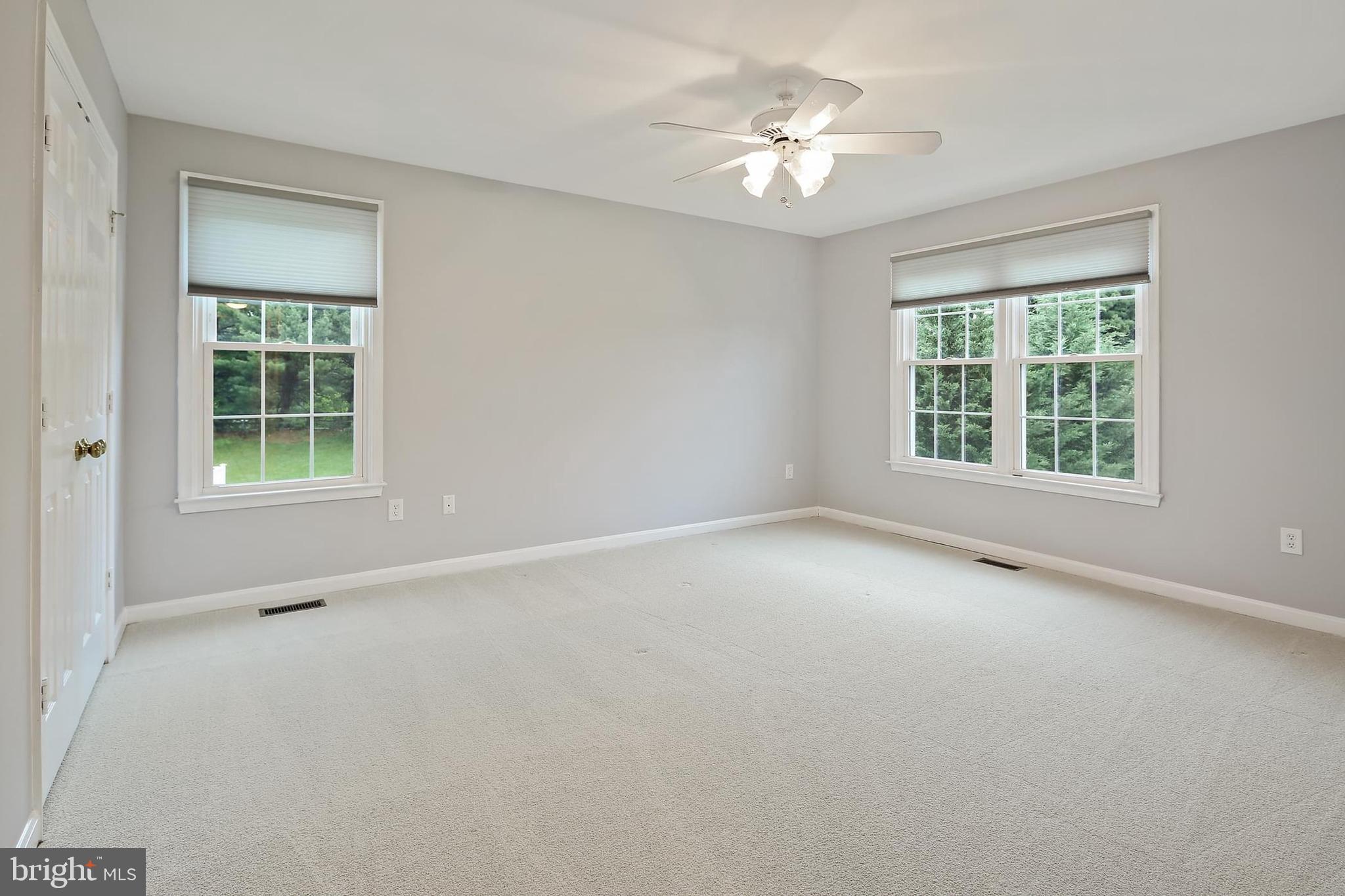 BRIARCLIFF MANOR - Residential