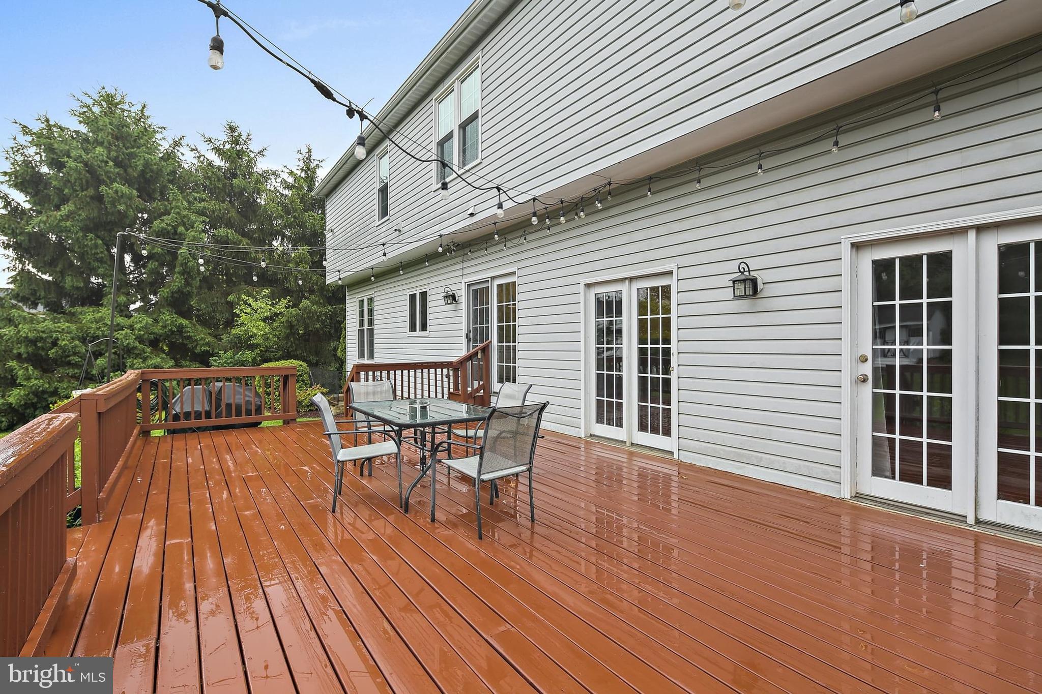 BRIARCLIFF MANOR - Residential