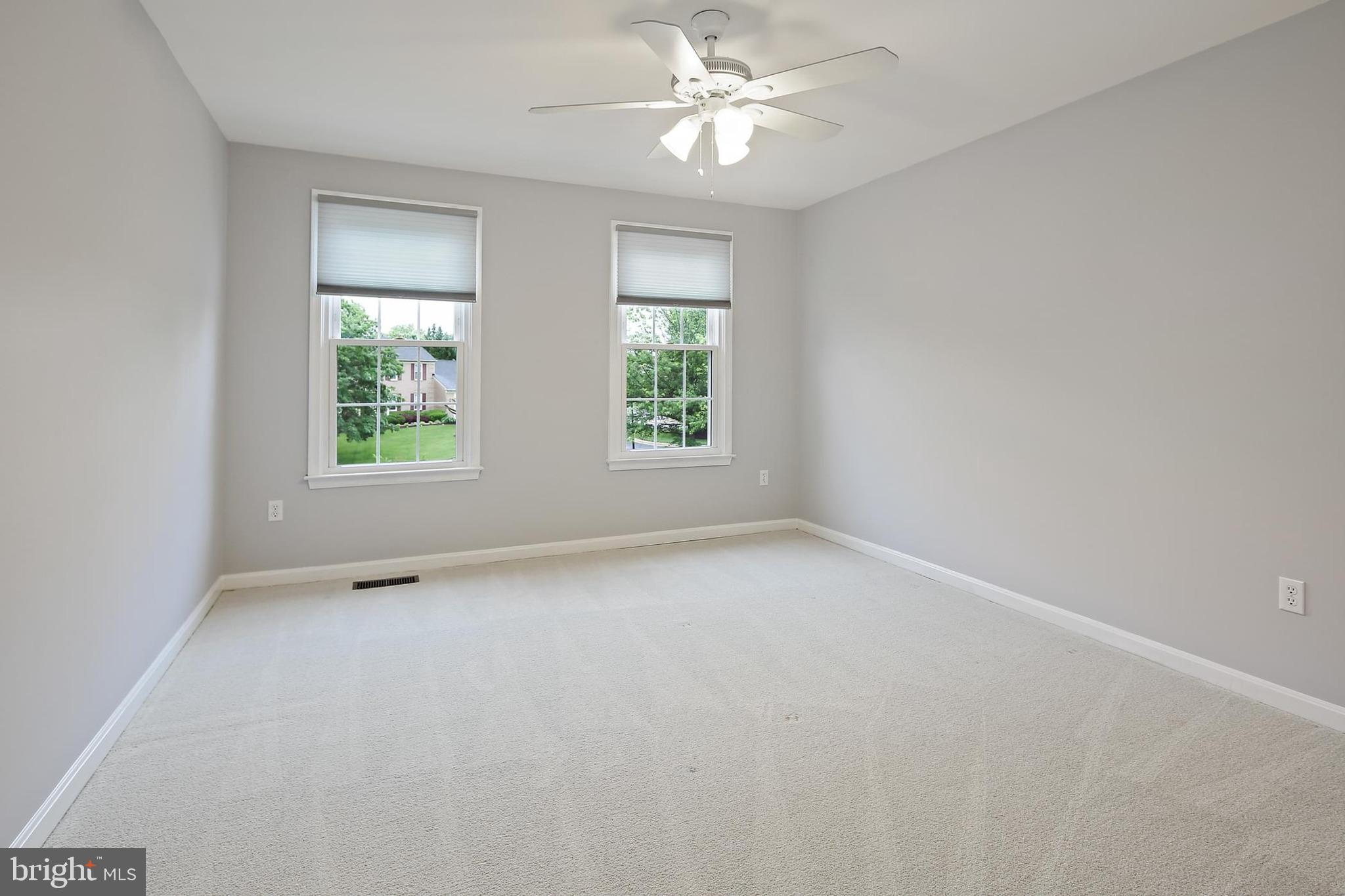 BRIARCLIFF MANOR - Residential