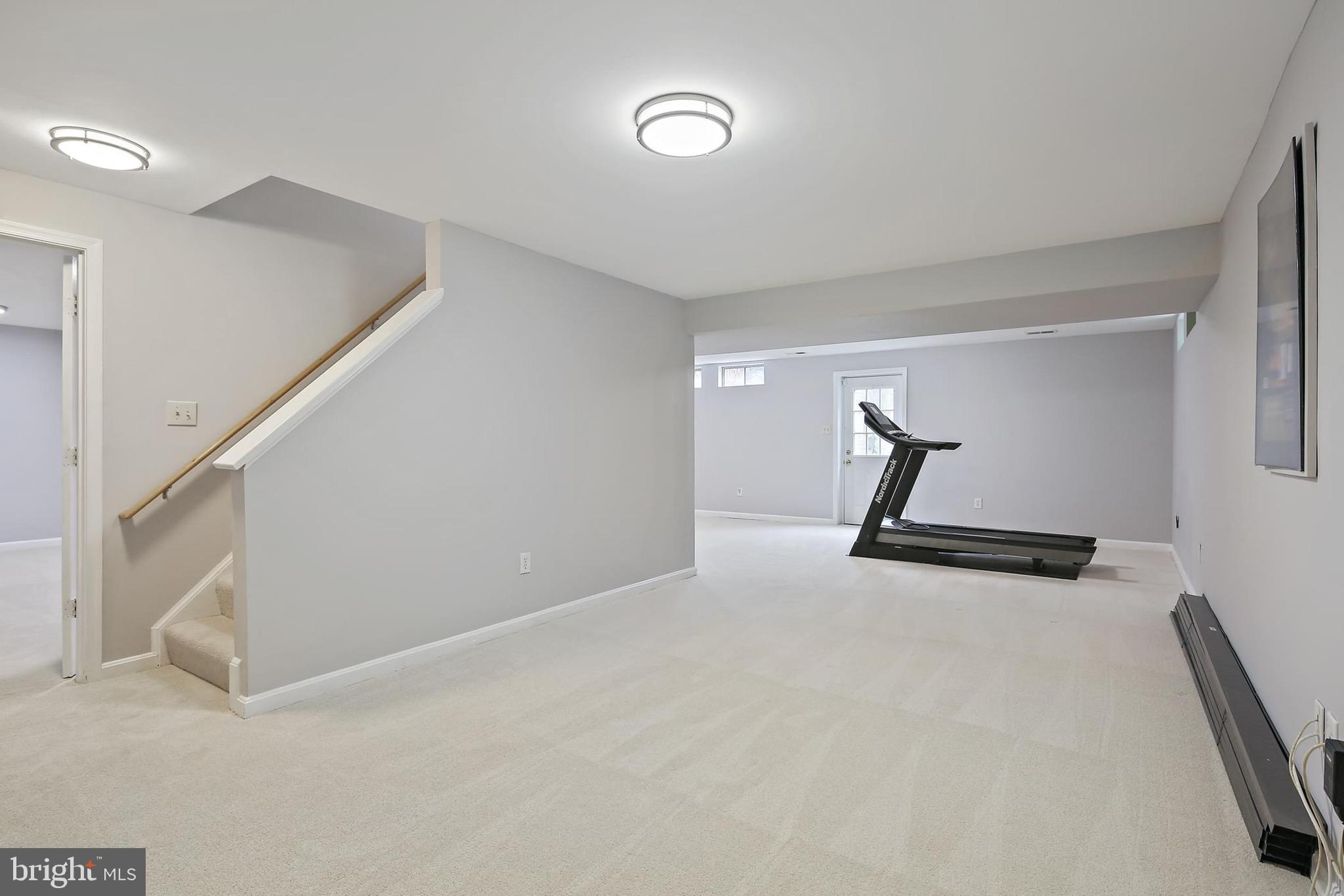 BRIARCLIFF MANOR - Residential