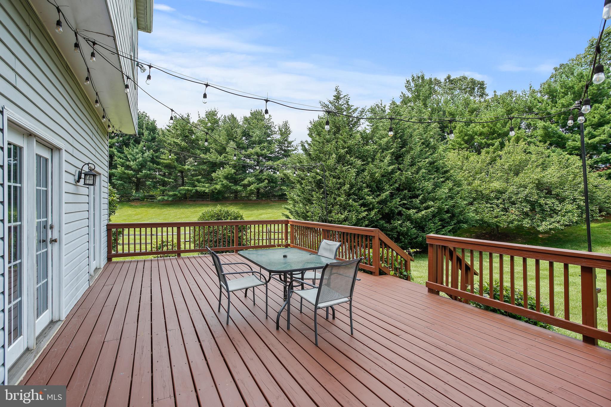 BRIARCLIFF MANOR - Residential