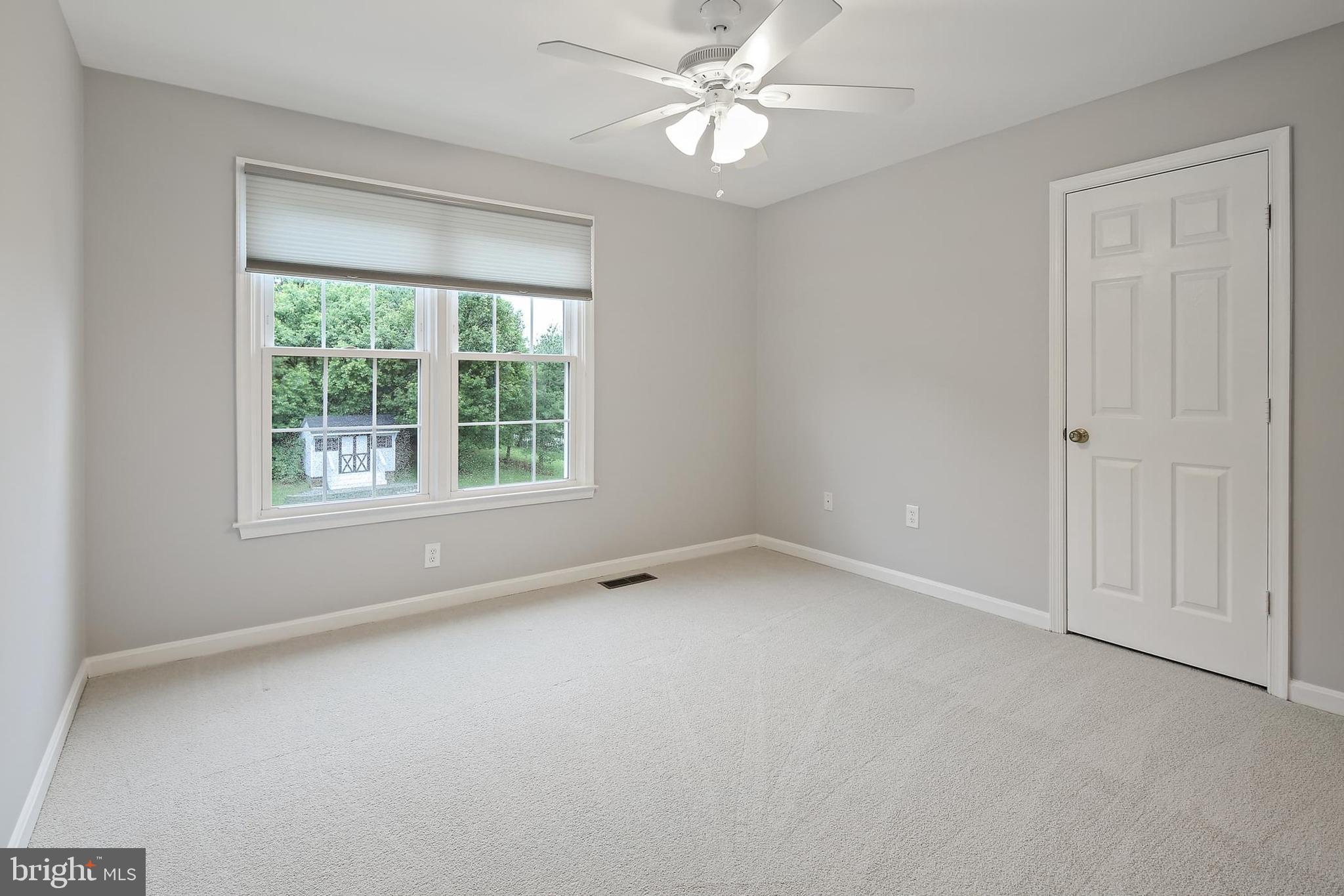 BRIARCLIFF MANOR - Residential