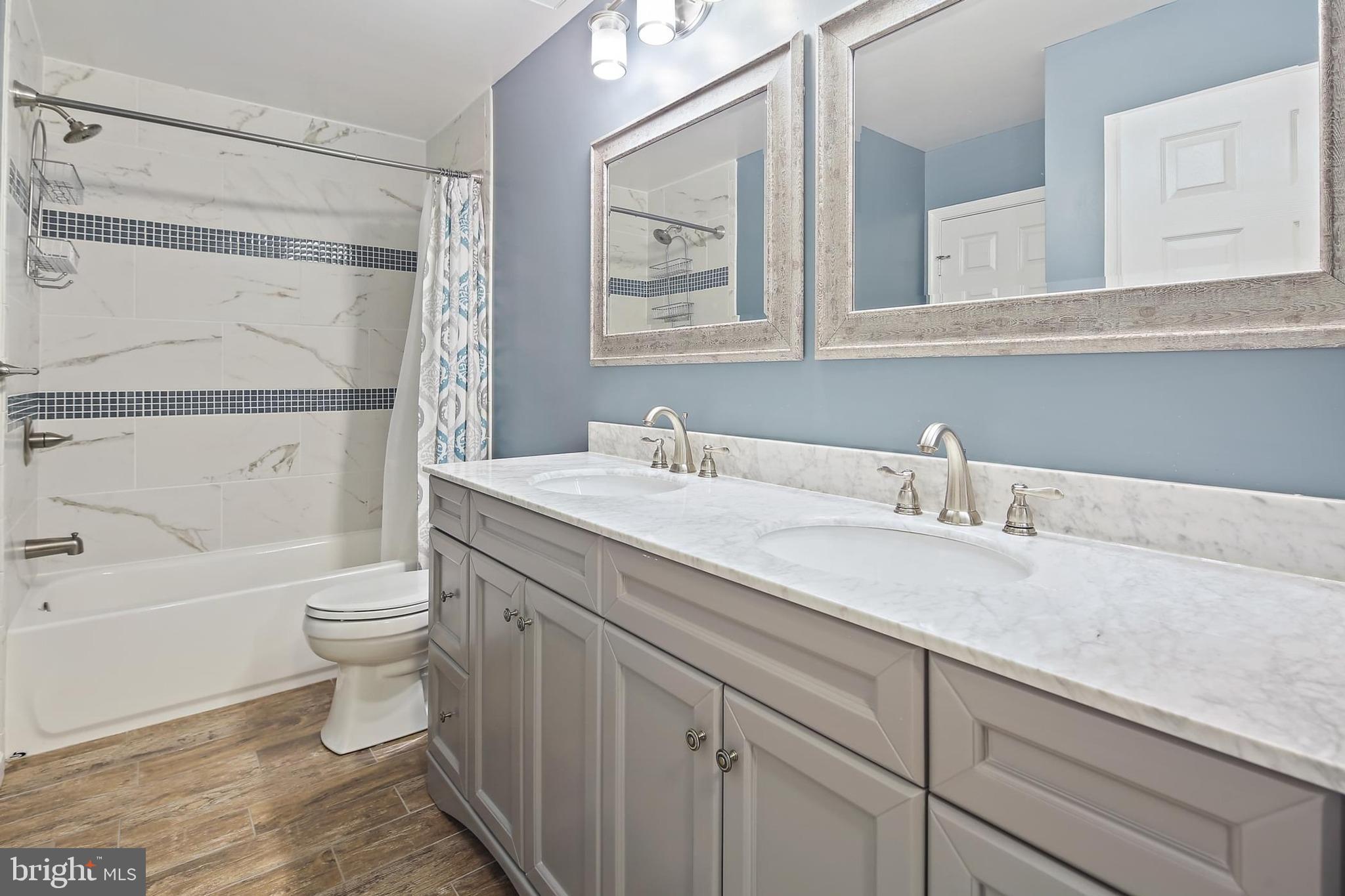 BRIARCLIFF MANOR - Residential