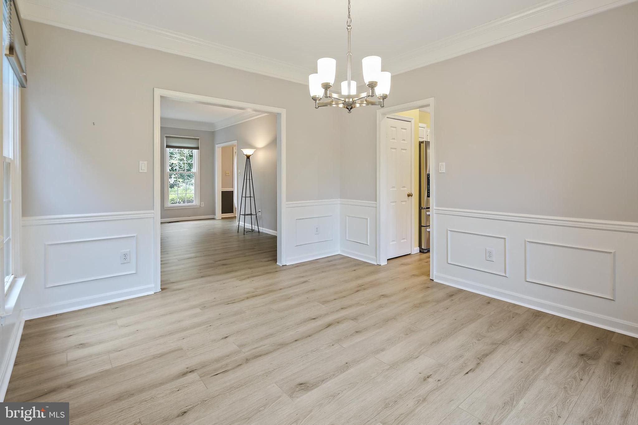 BRIARCLIFF MANOR - Residential