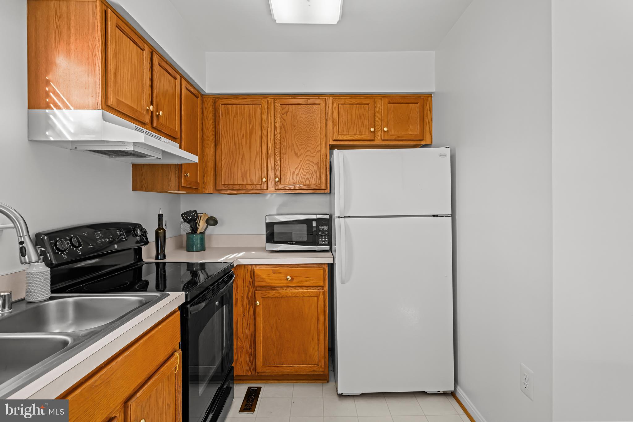 MAIN ST VILLAGE - Residential