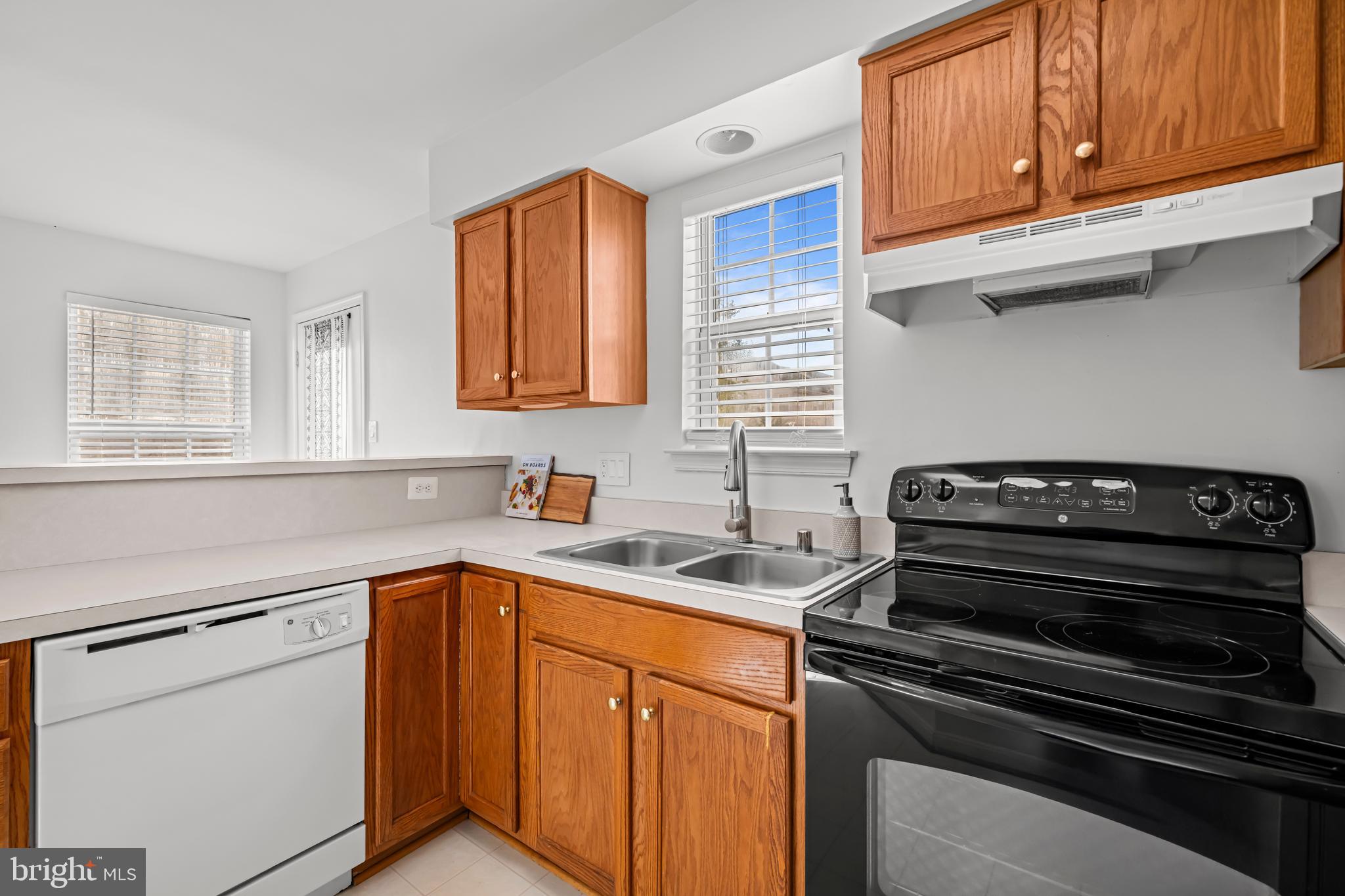 MAIN ST VILLAGE - Residential