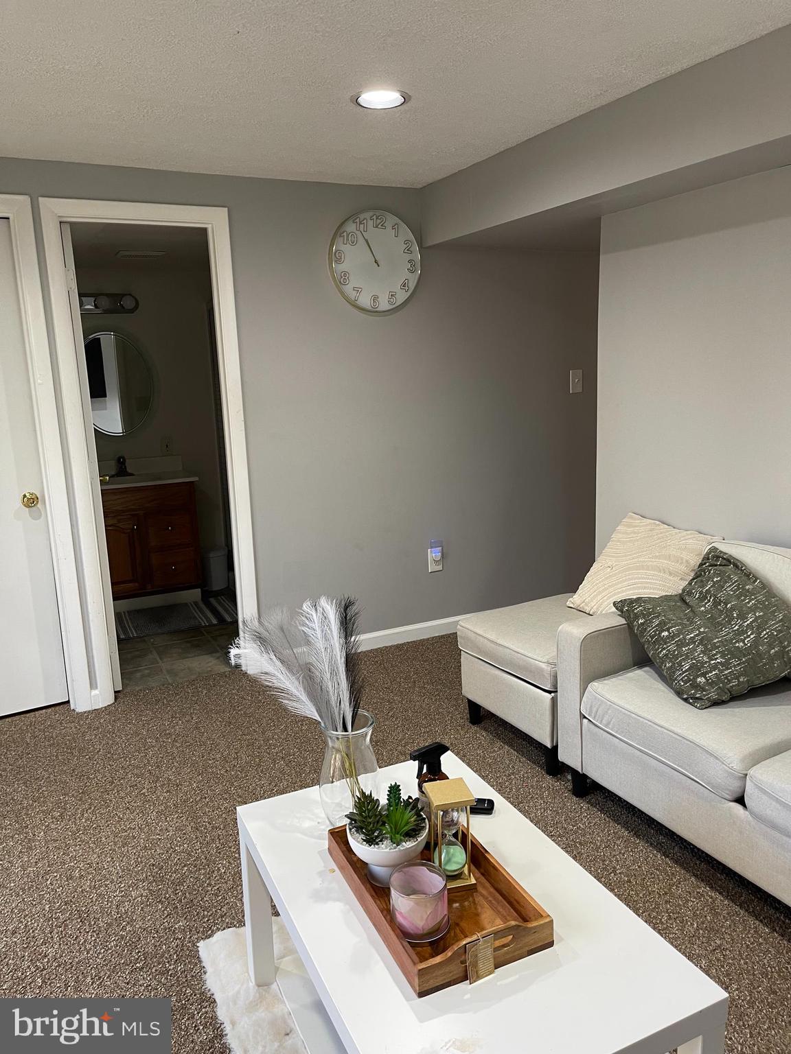 1202 ROSEMERE AVENUE