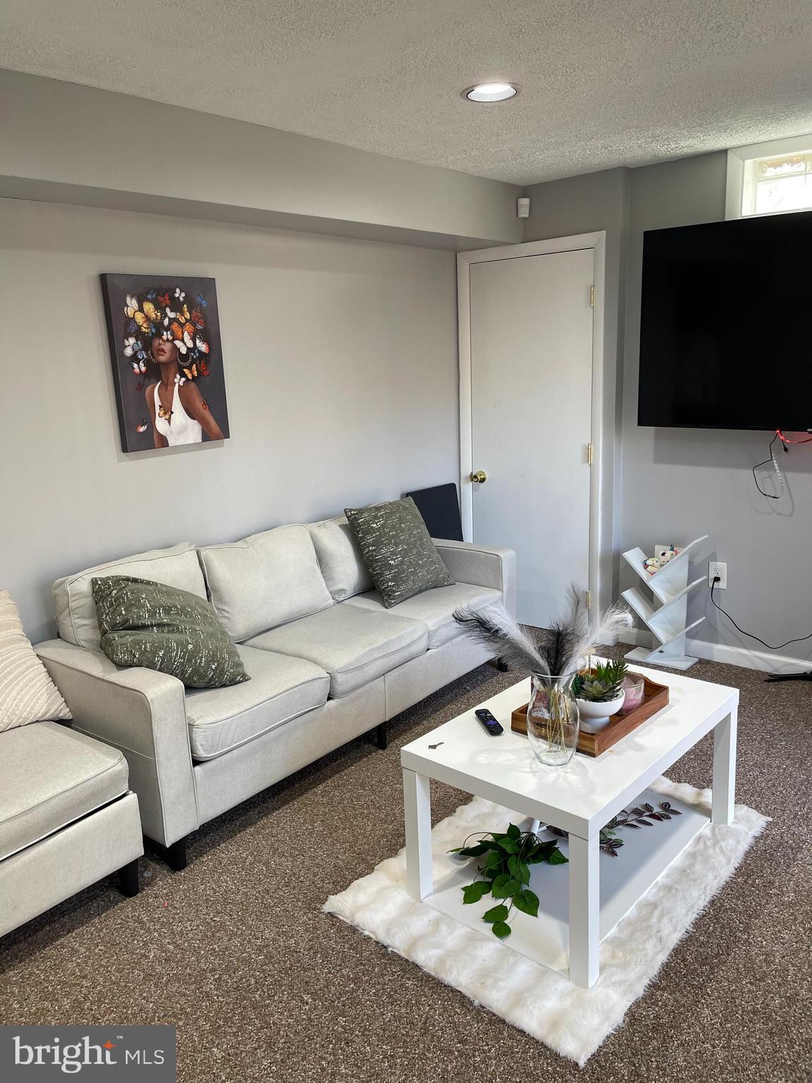 1202 ROSEMERE AVENUE