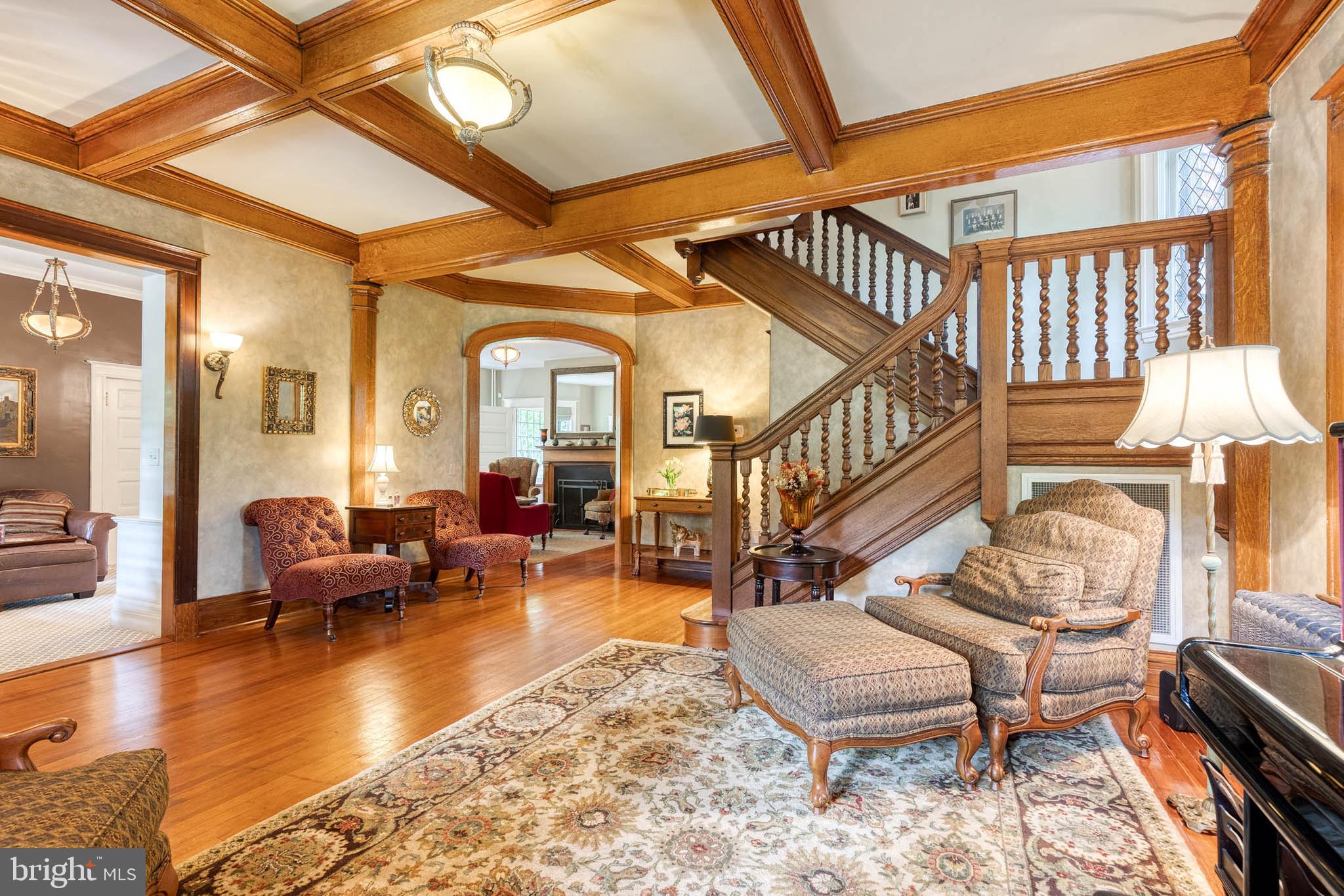 ROLAND PARK - Residential